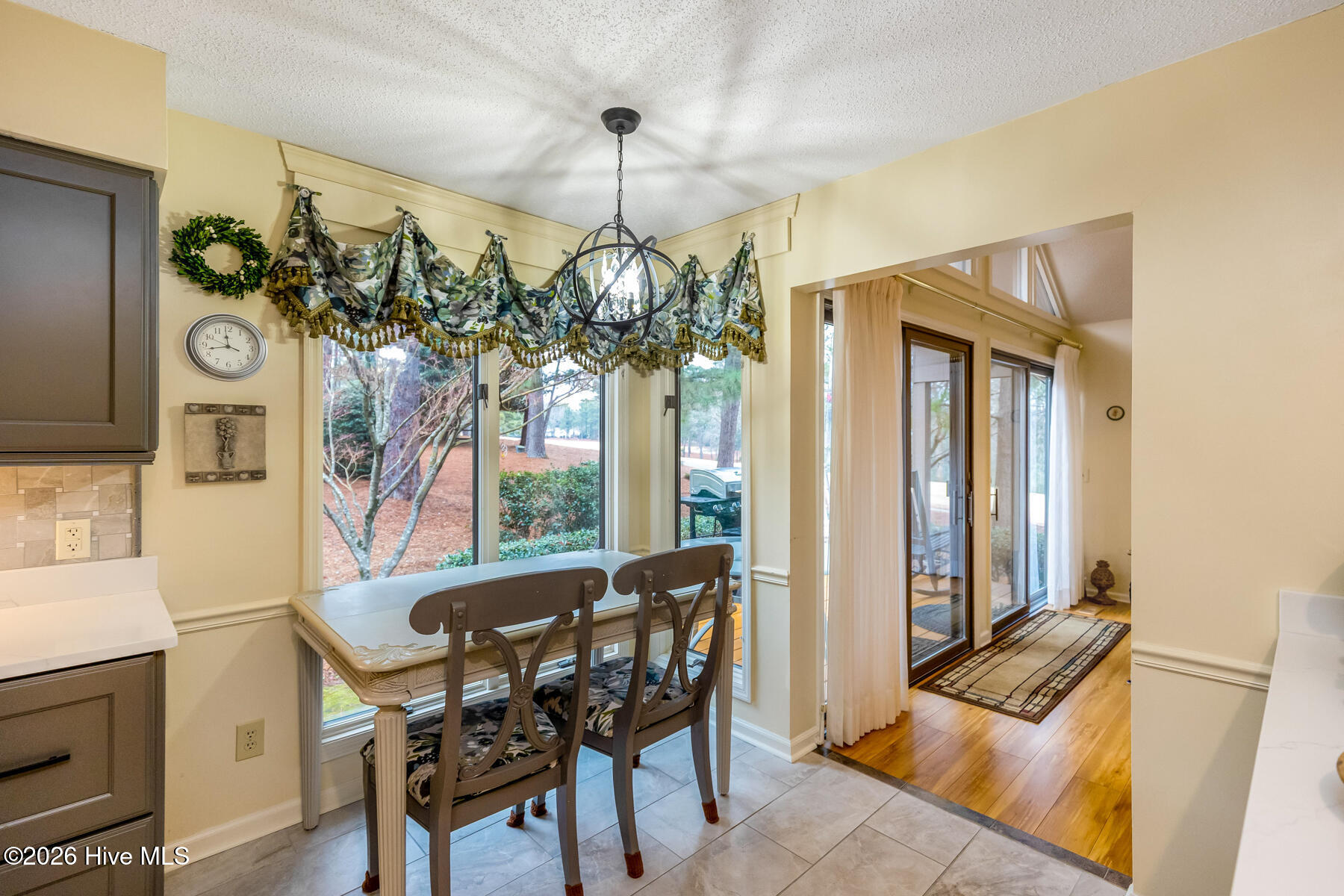 6 Belair Court
