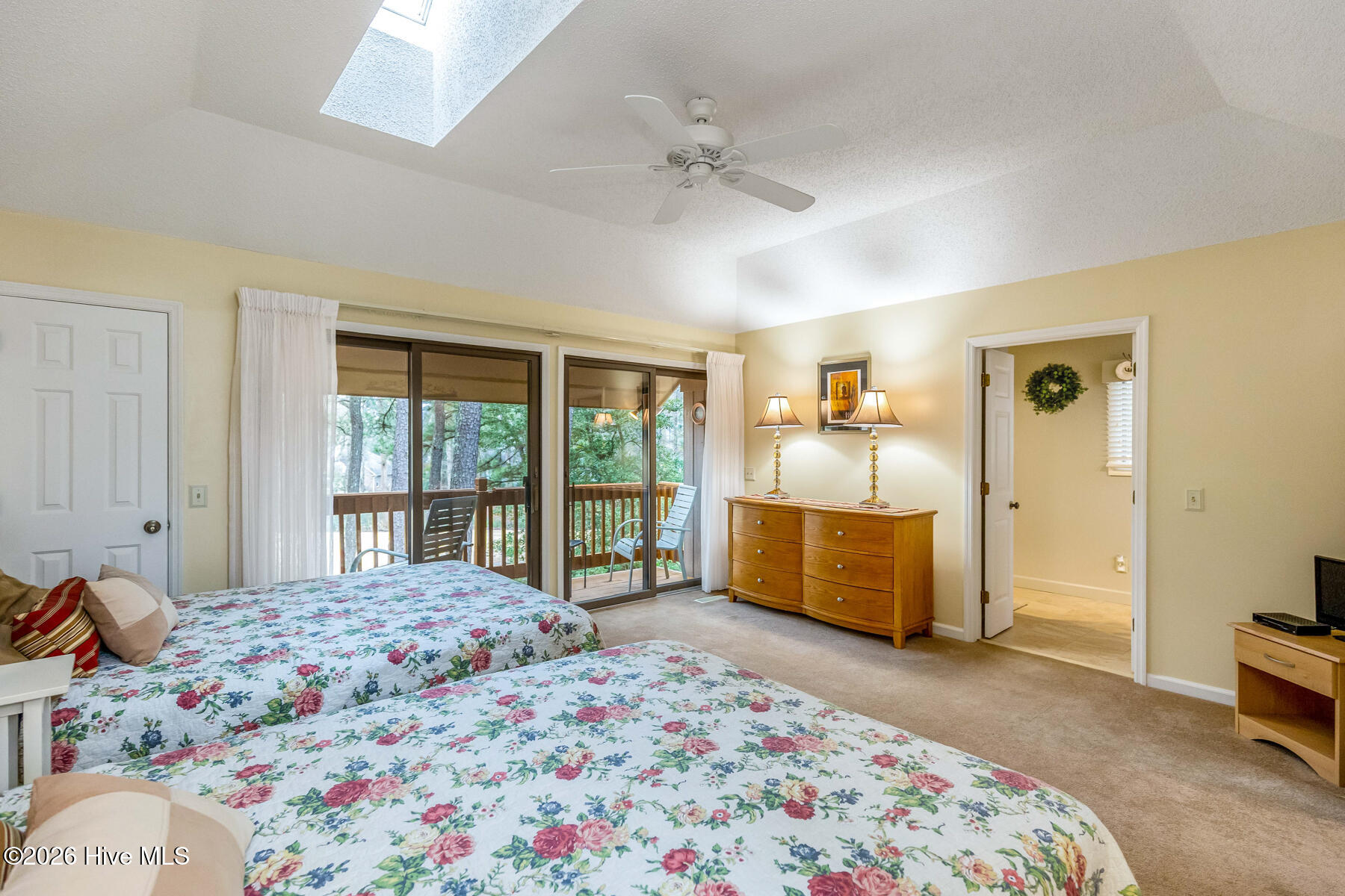 6 Belair Court