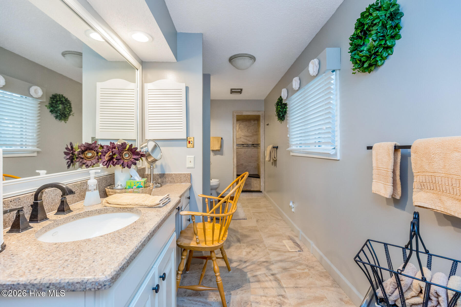 6 Belair Court