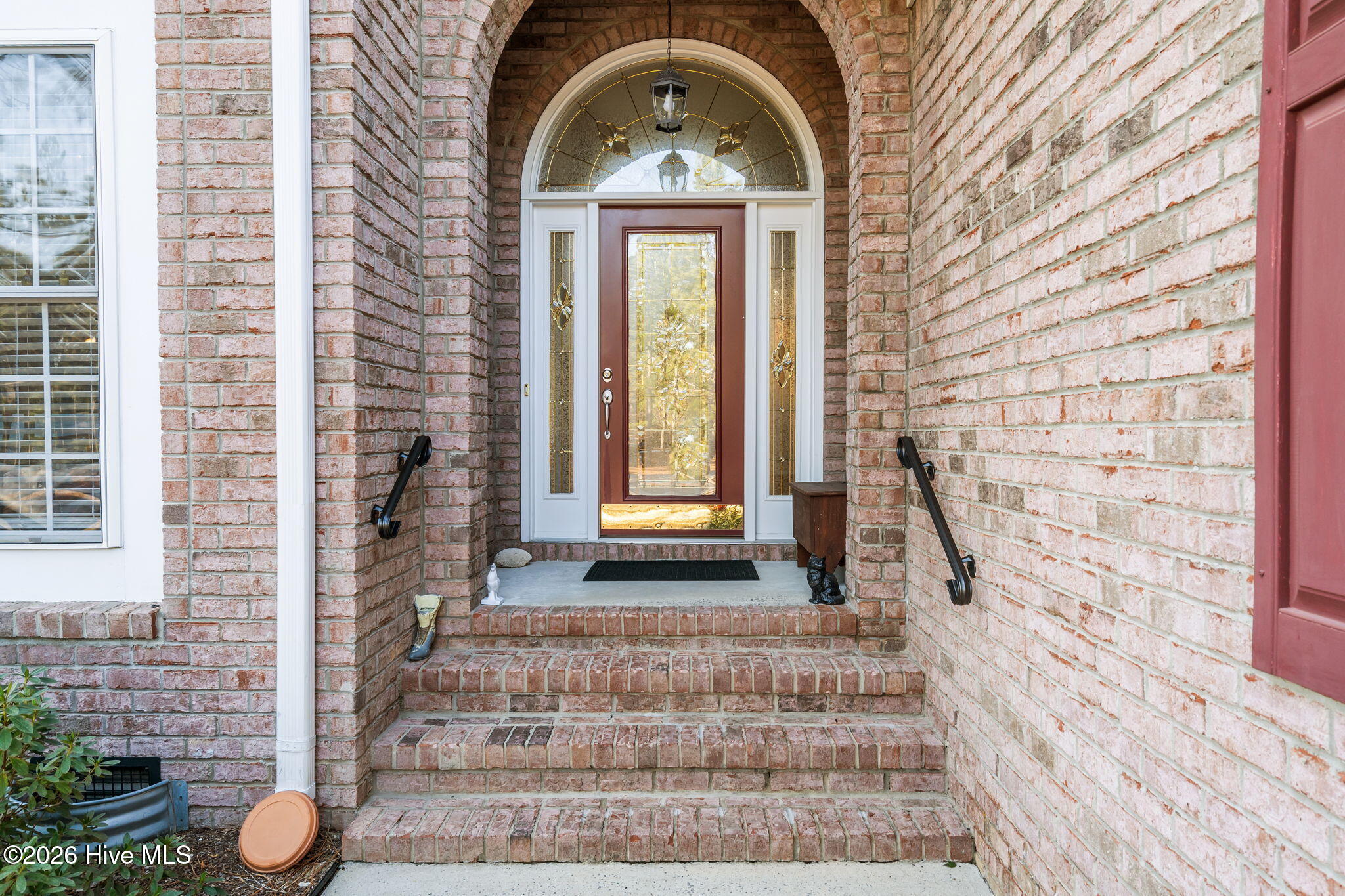 121 Sakonnet Trail