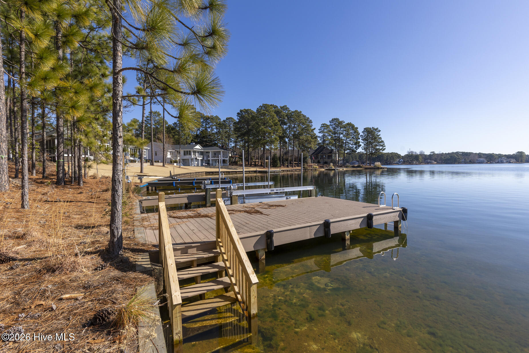 105 3270 Mace Point