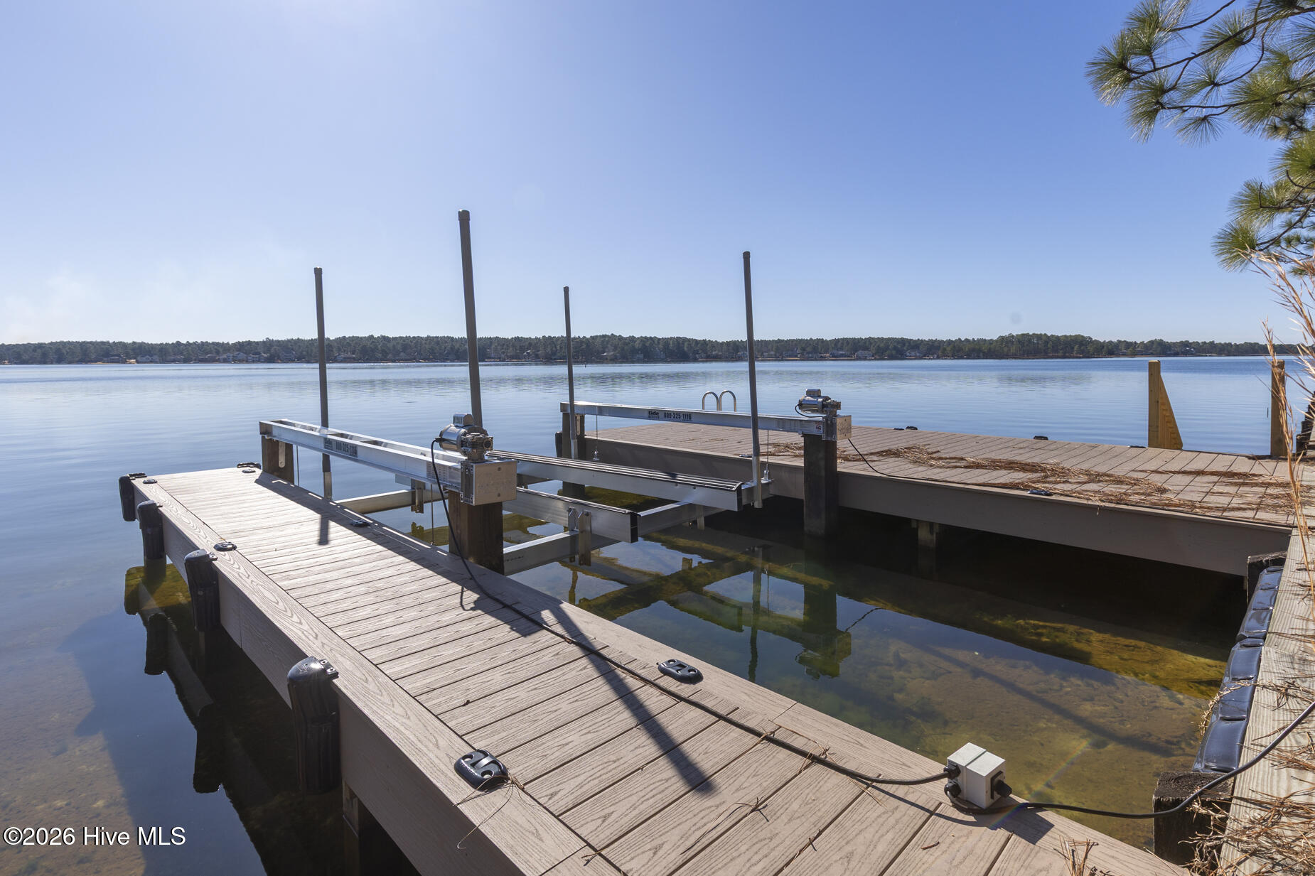 105 3270 Mace Point