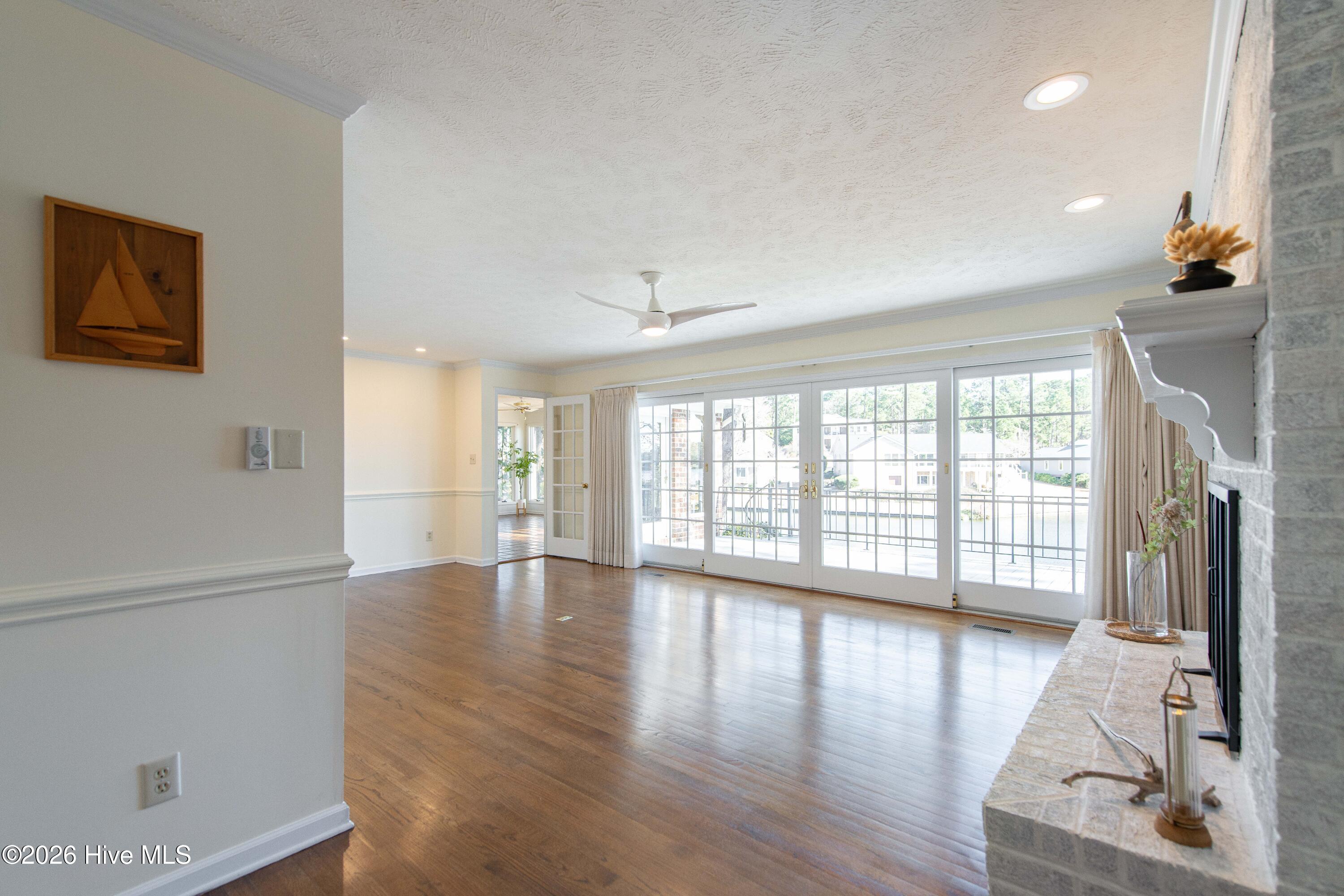 90 Lake Shore Drive
