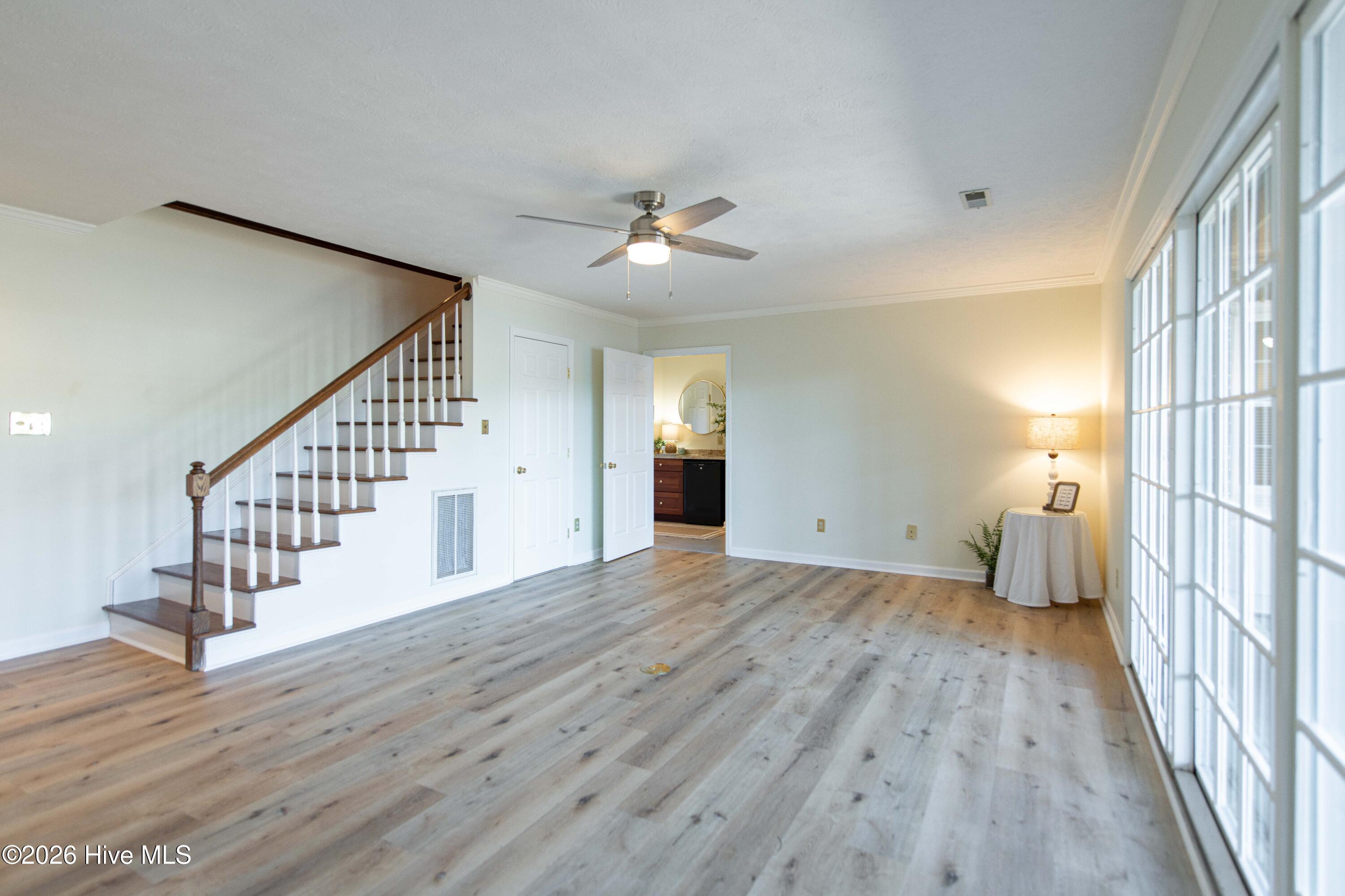 90 Lake Shore Drive