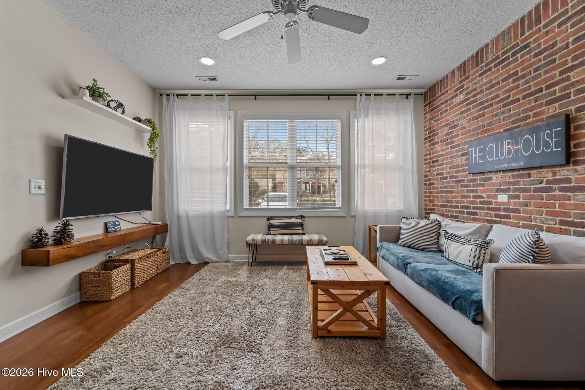 255 E Delaware Avenue Unit F