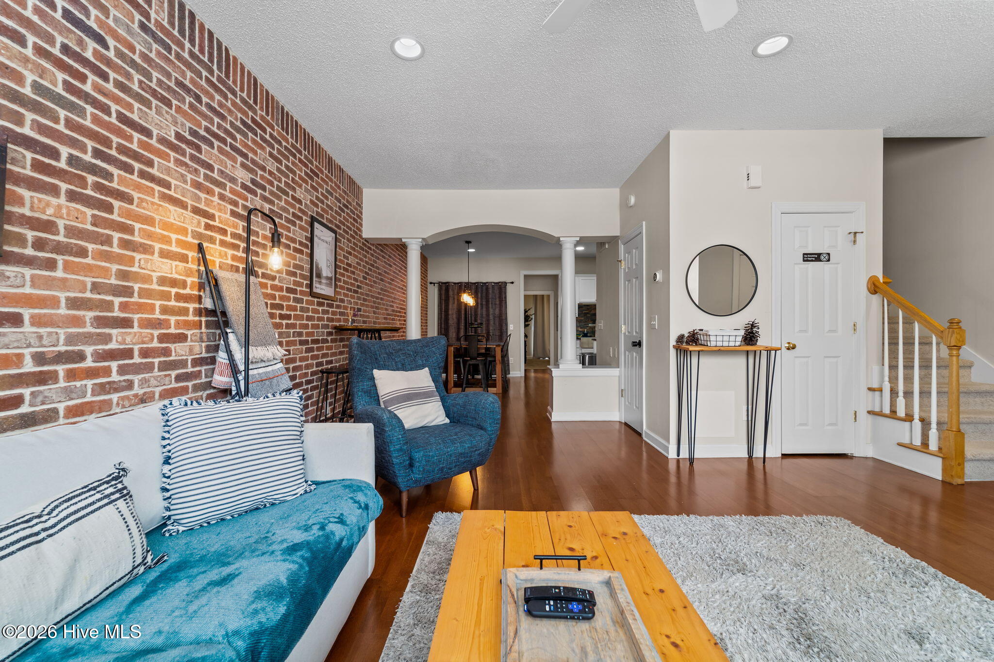 255 E Delaware Avenue Unit F