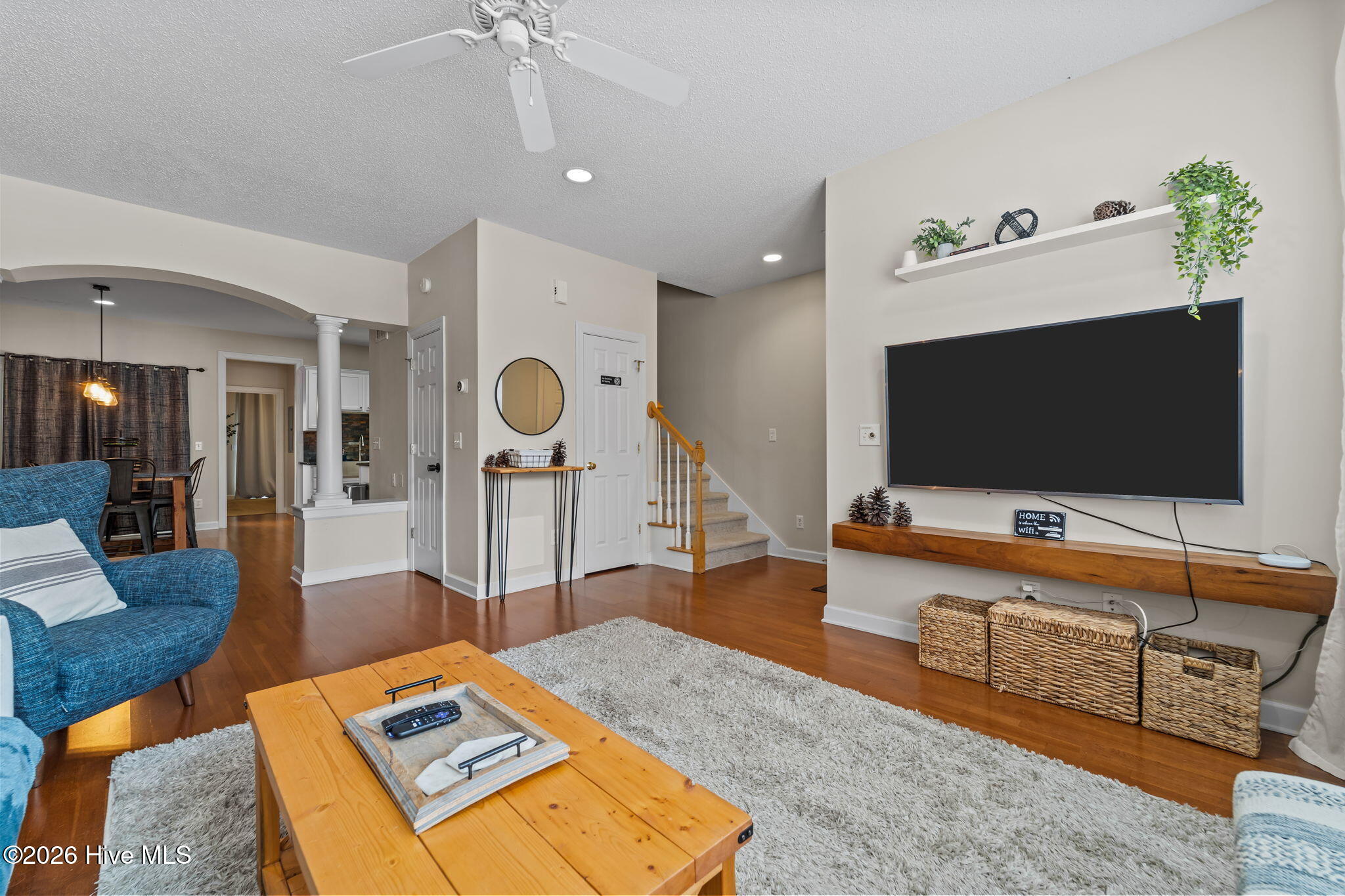 255 E Delaware Avenue Unit F