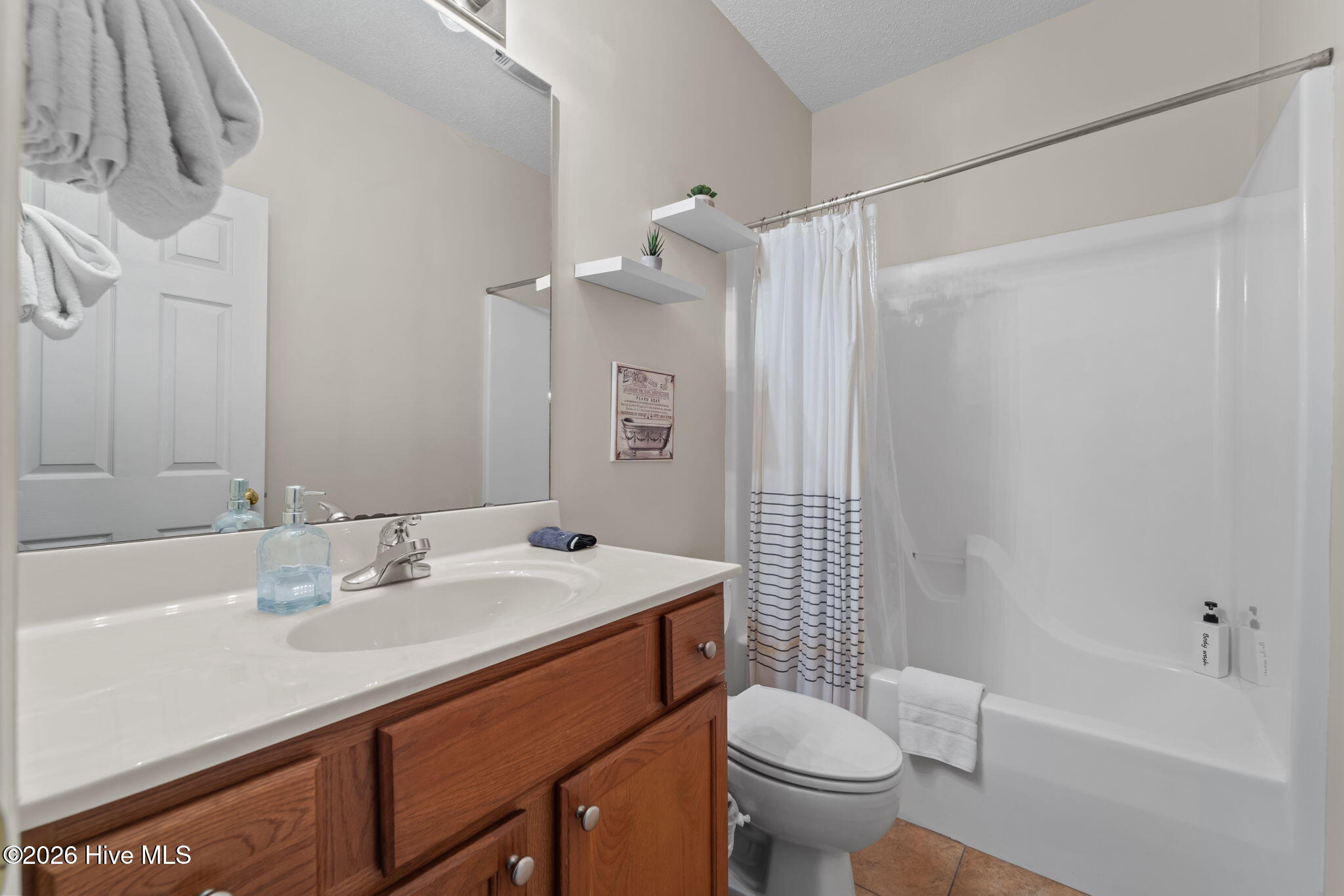 255 E Delaware Avenue Unit F