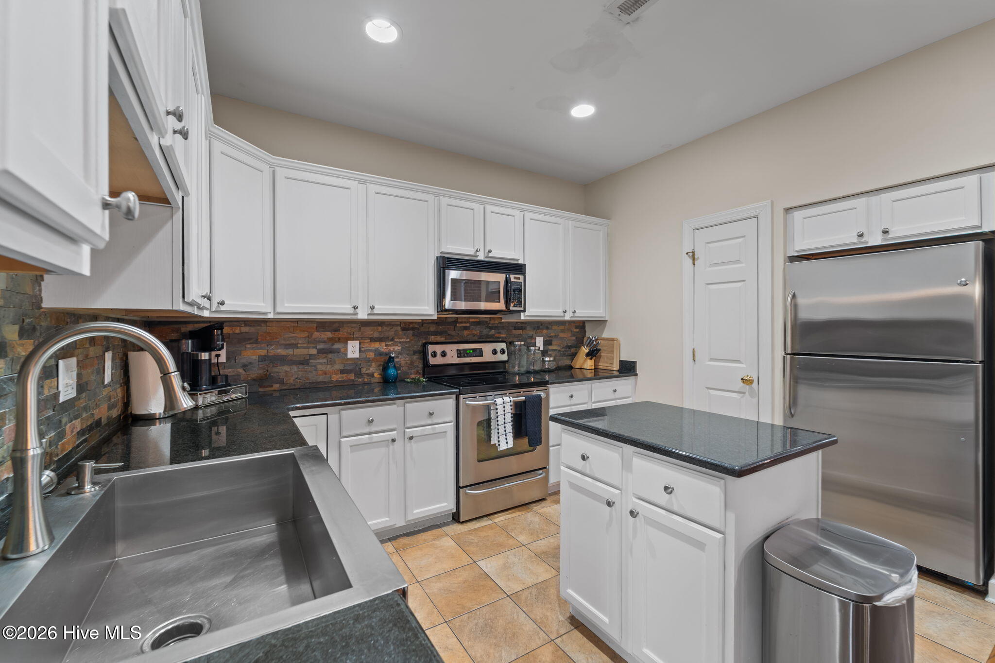 255 E Delaware Avenue Unit F