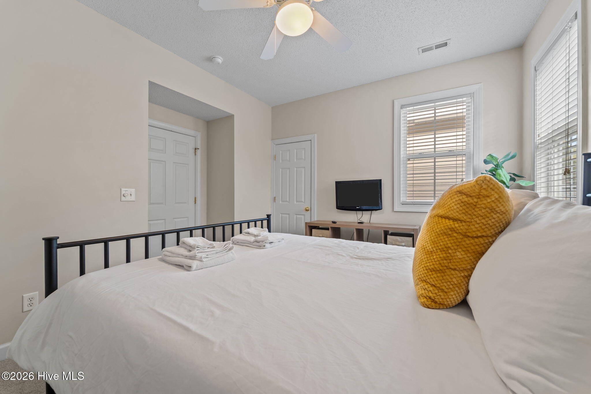 255 E Delaware Avenue Unit F
