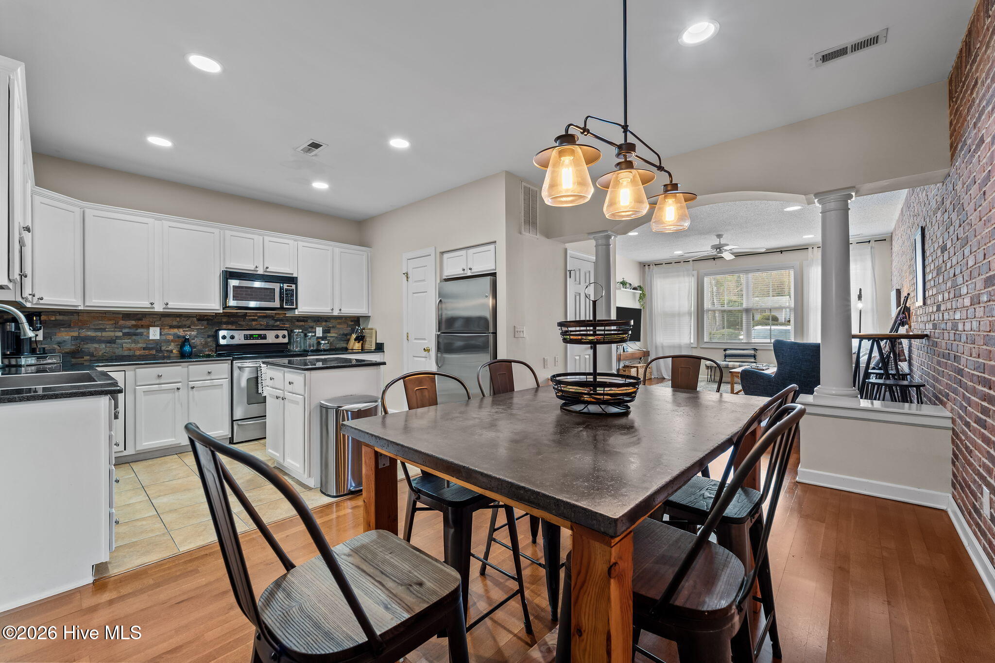 255 E Delaware Avenue Unit F
