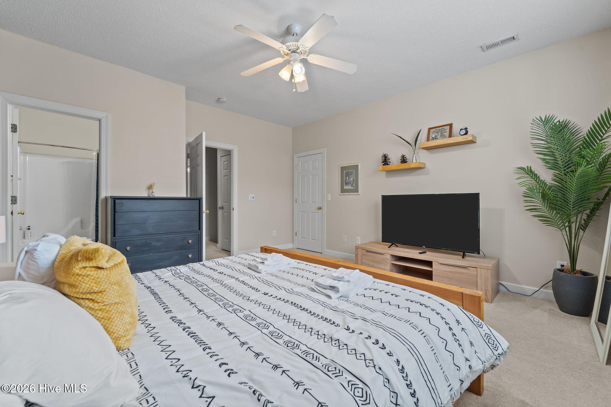 255 E Delaware Avenue Unit F