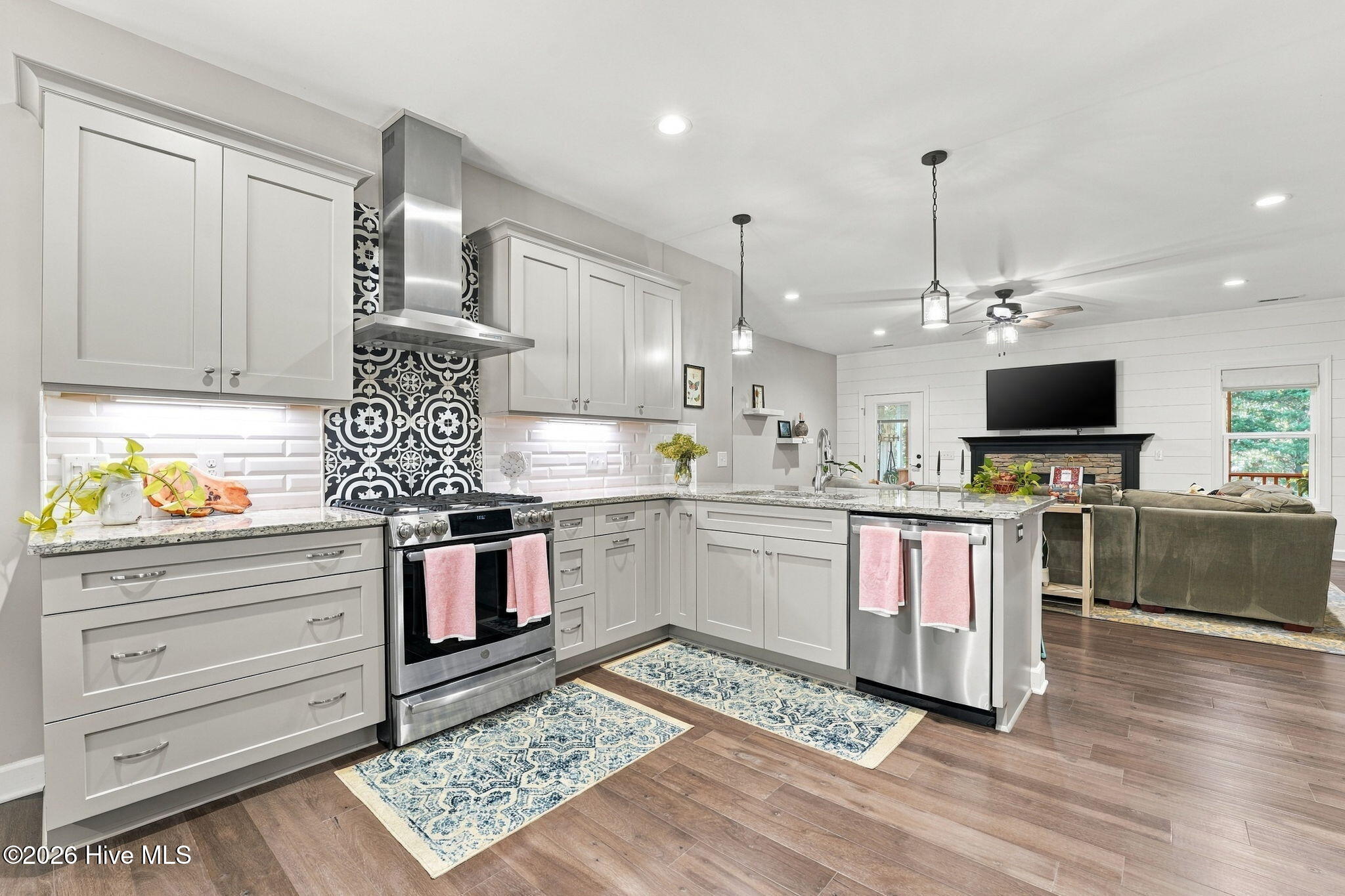 220 Sugar Pine Drive