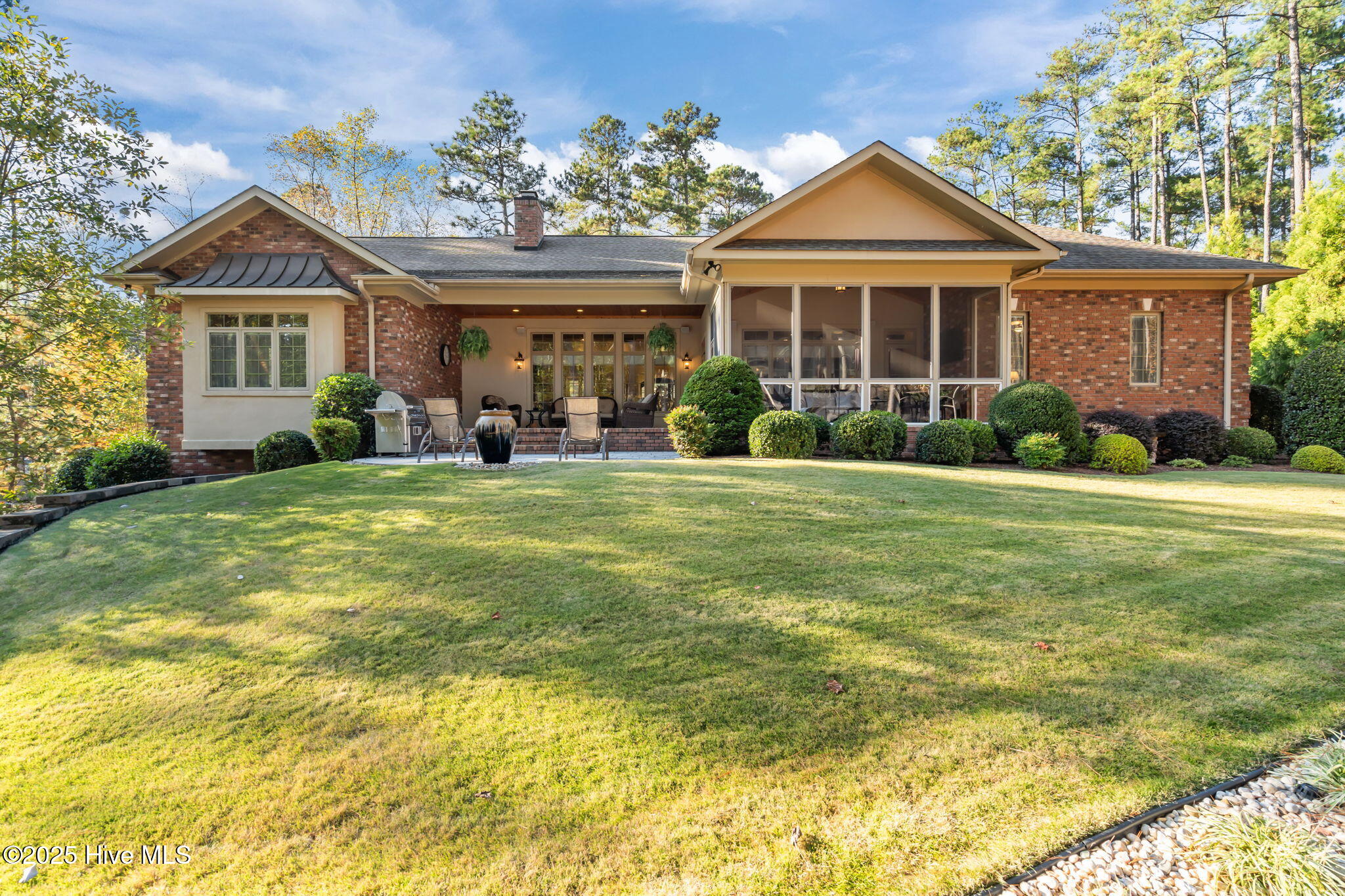 11 Whithorn Court