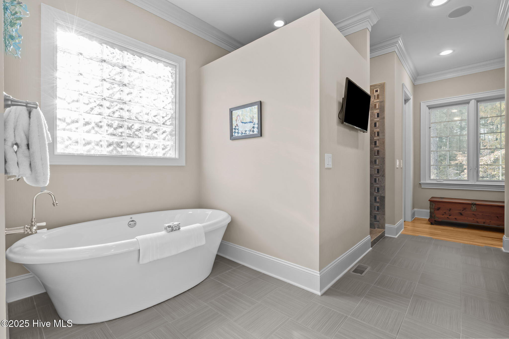 11 Whithorn Court