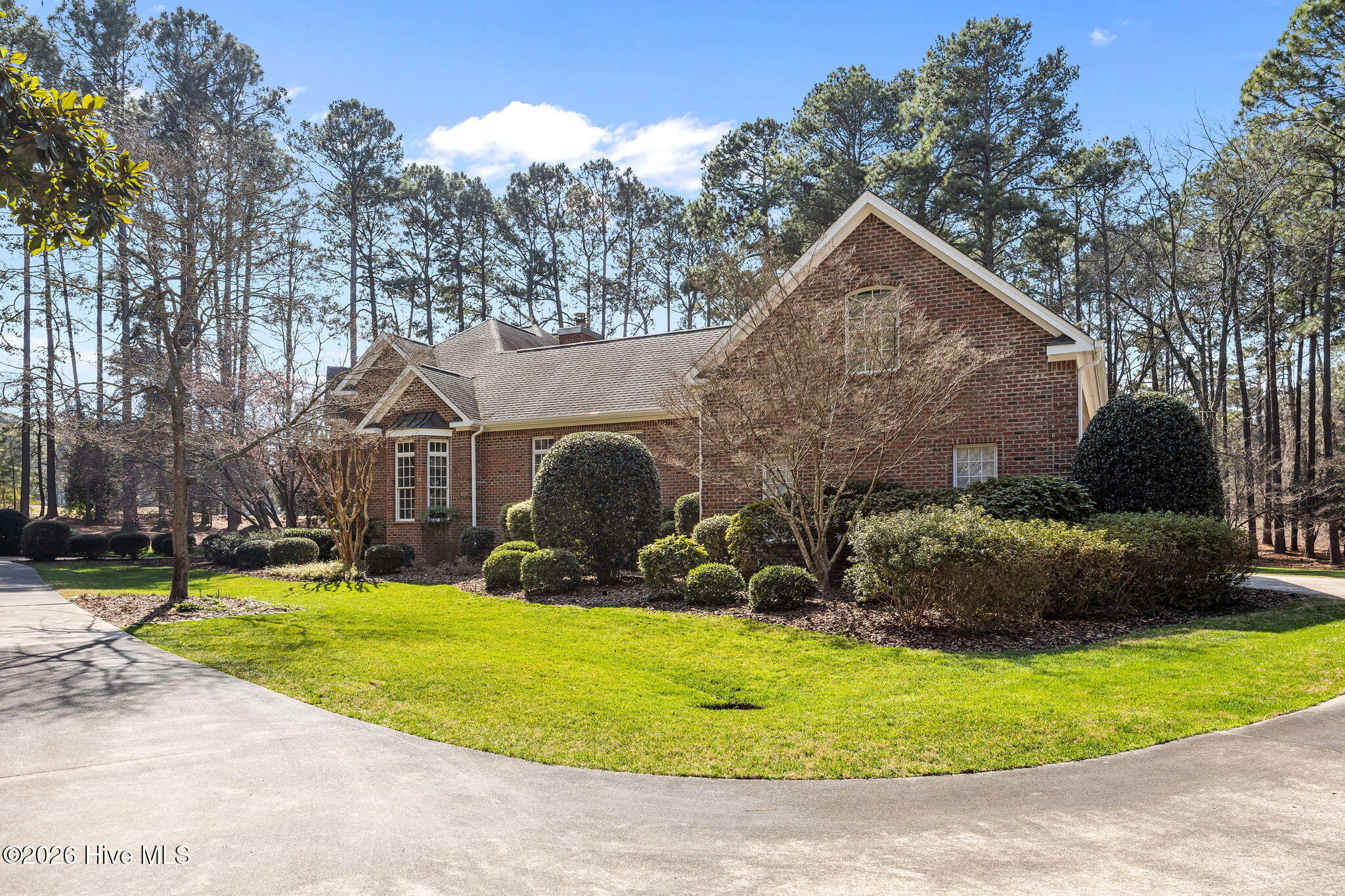 32 Glenbarr Court
