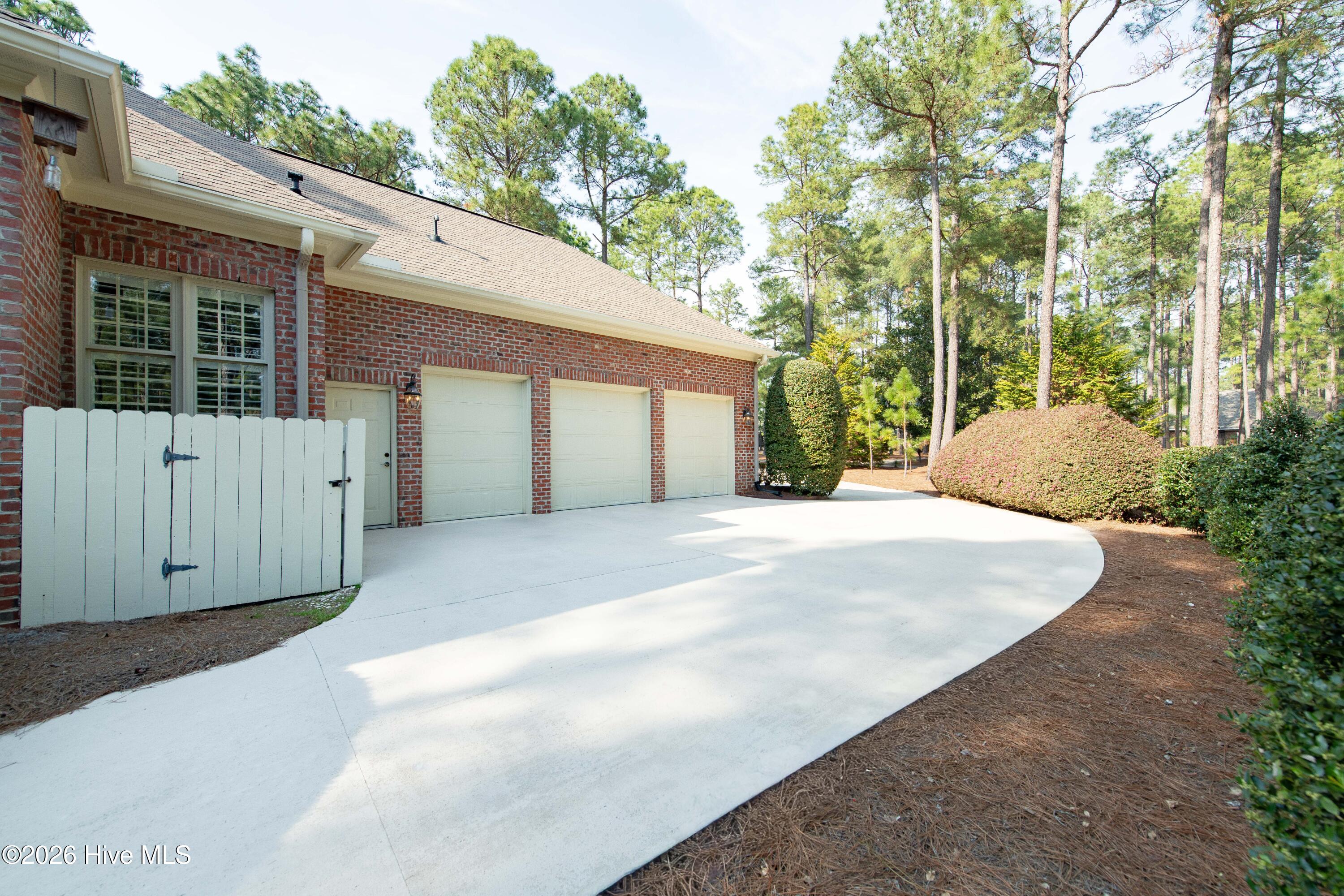 26 Strathaven Drive