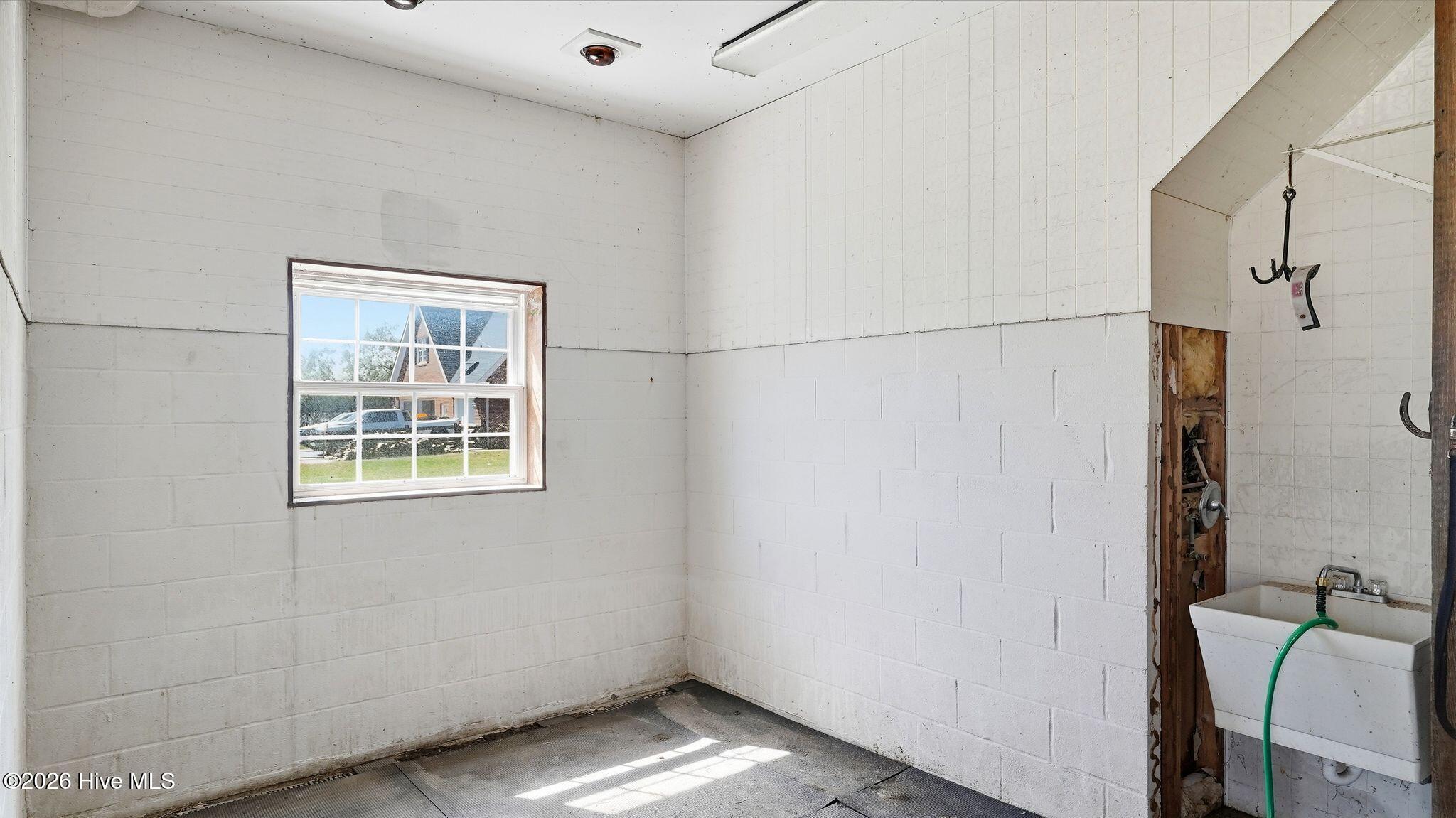 860 Lakebay Road