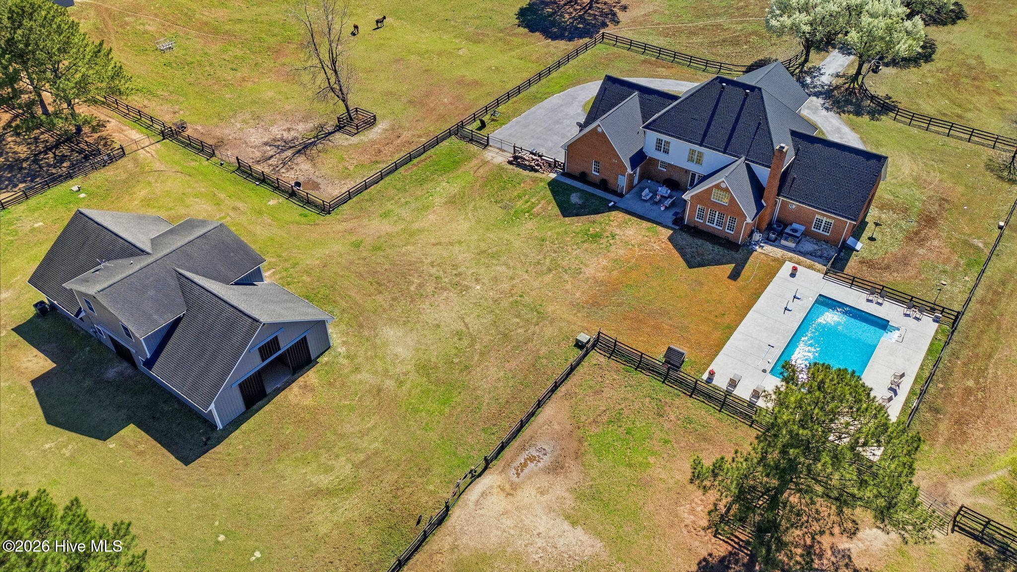860 Lakebay Road