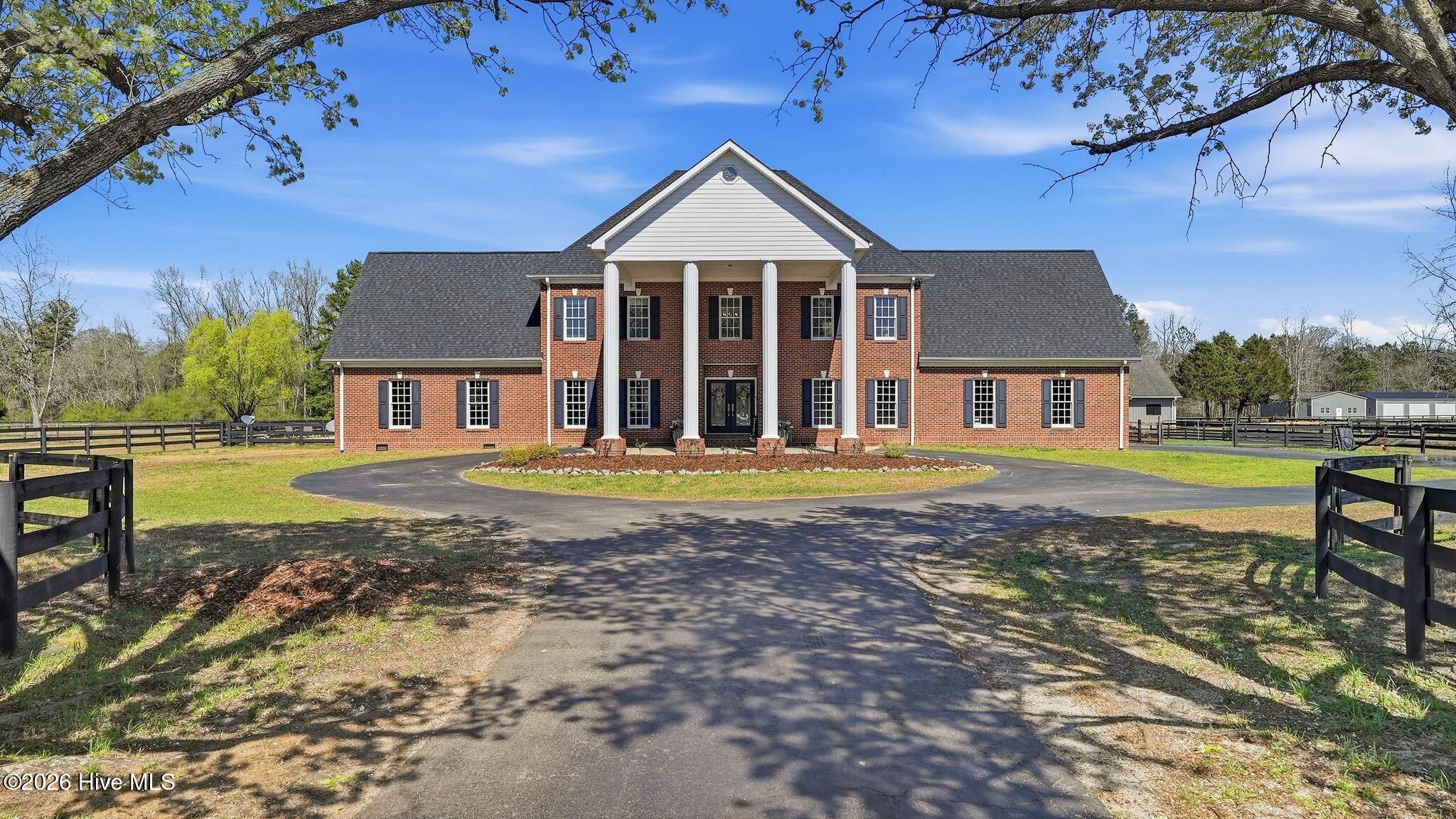 860 Lakebay Road