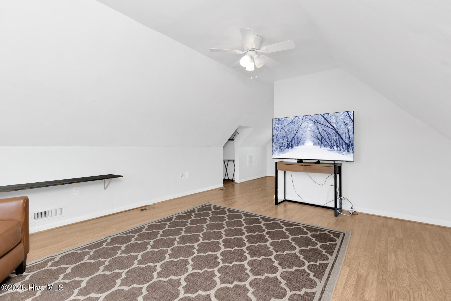 4609 Lobelia Road