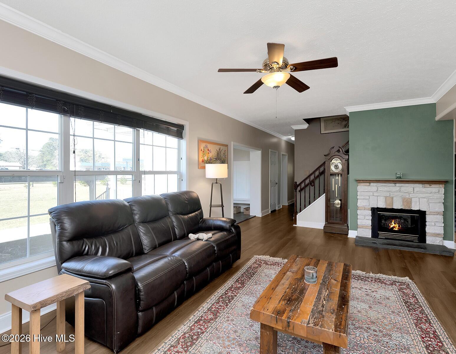 4609 Lobelia Road