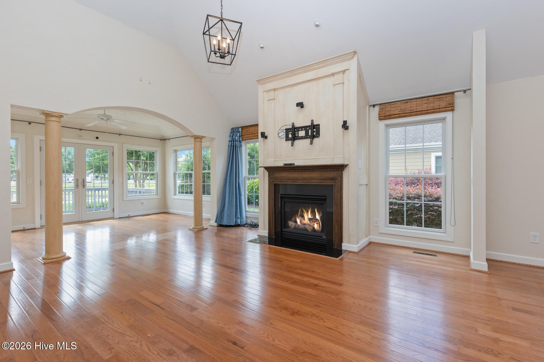 513 Cottage Lane