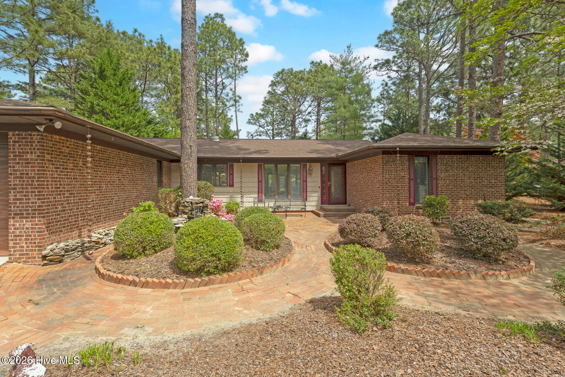 111 Somerset Lane