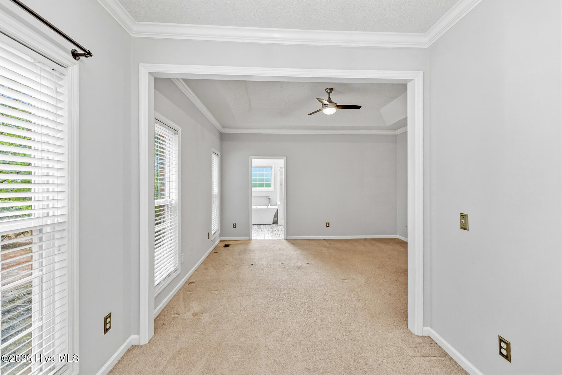 9 Riviera Drive