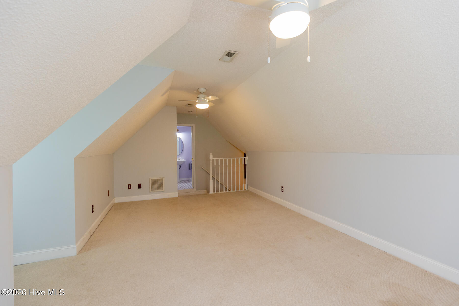 9 Riviera Drive