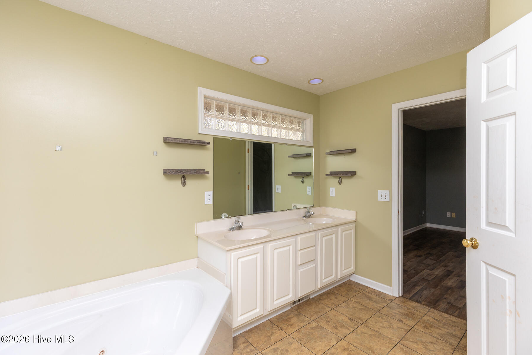 112 Shady Wood Court