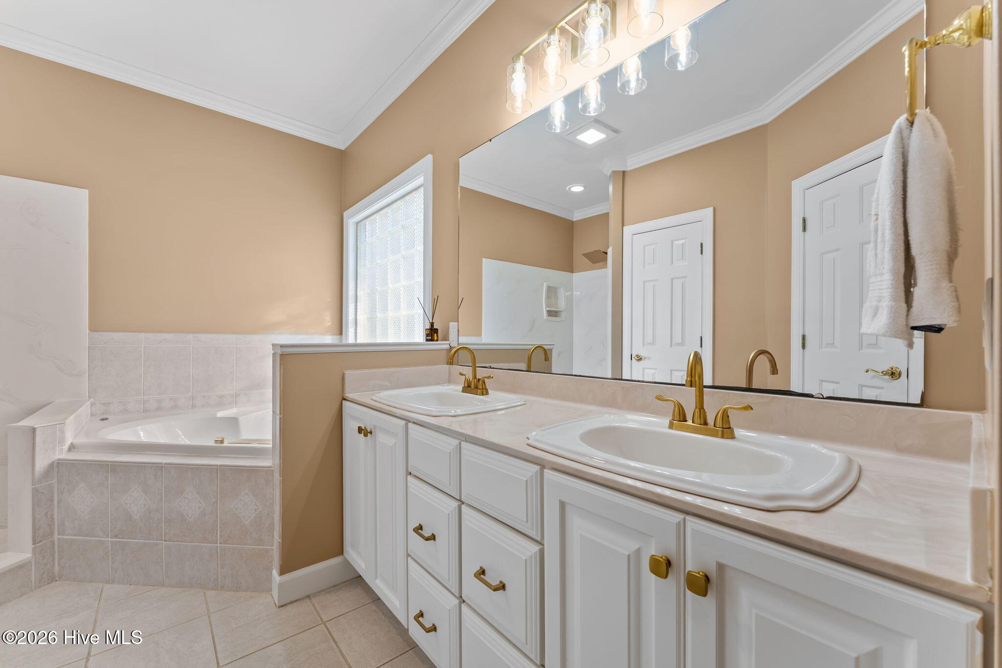 28 Abbottsford Drive