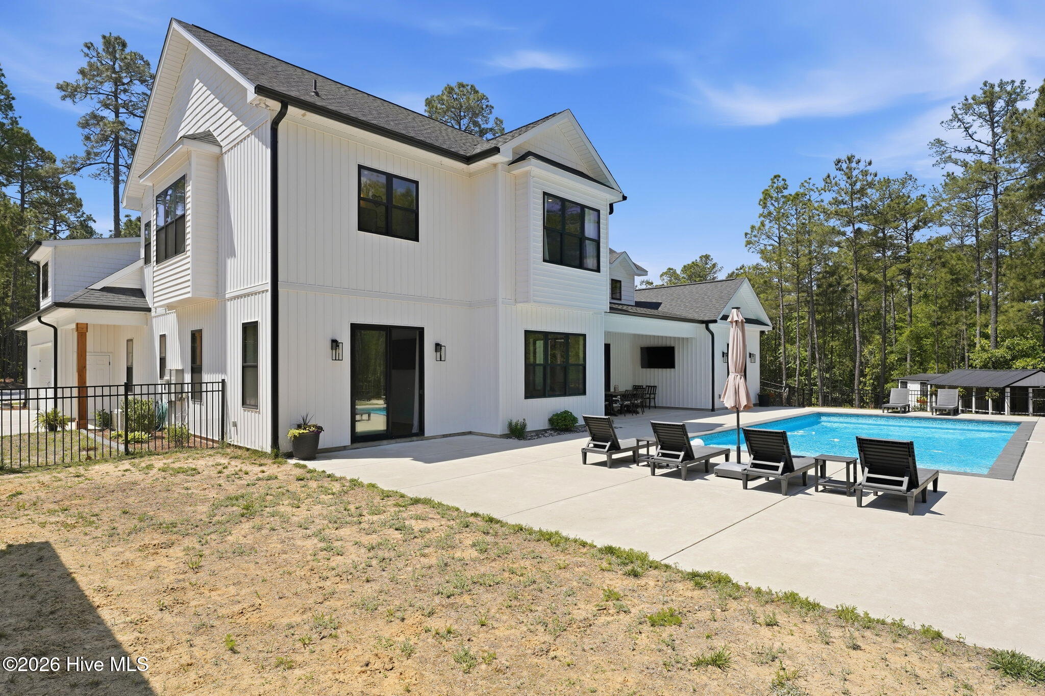 655 Tufts Vista