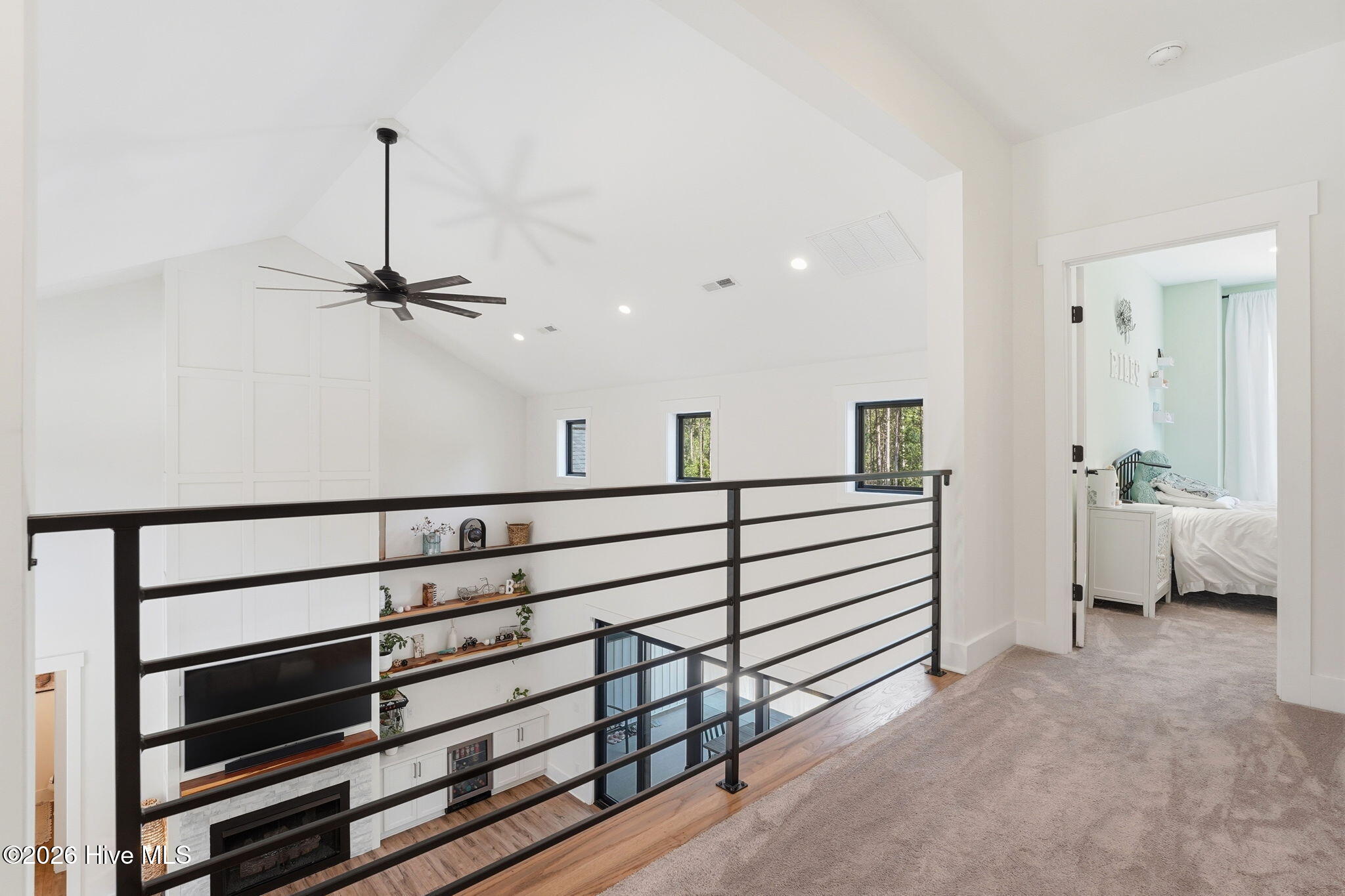 655 Tufts Vista