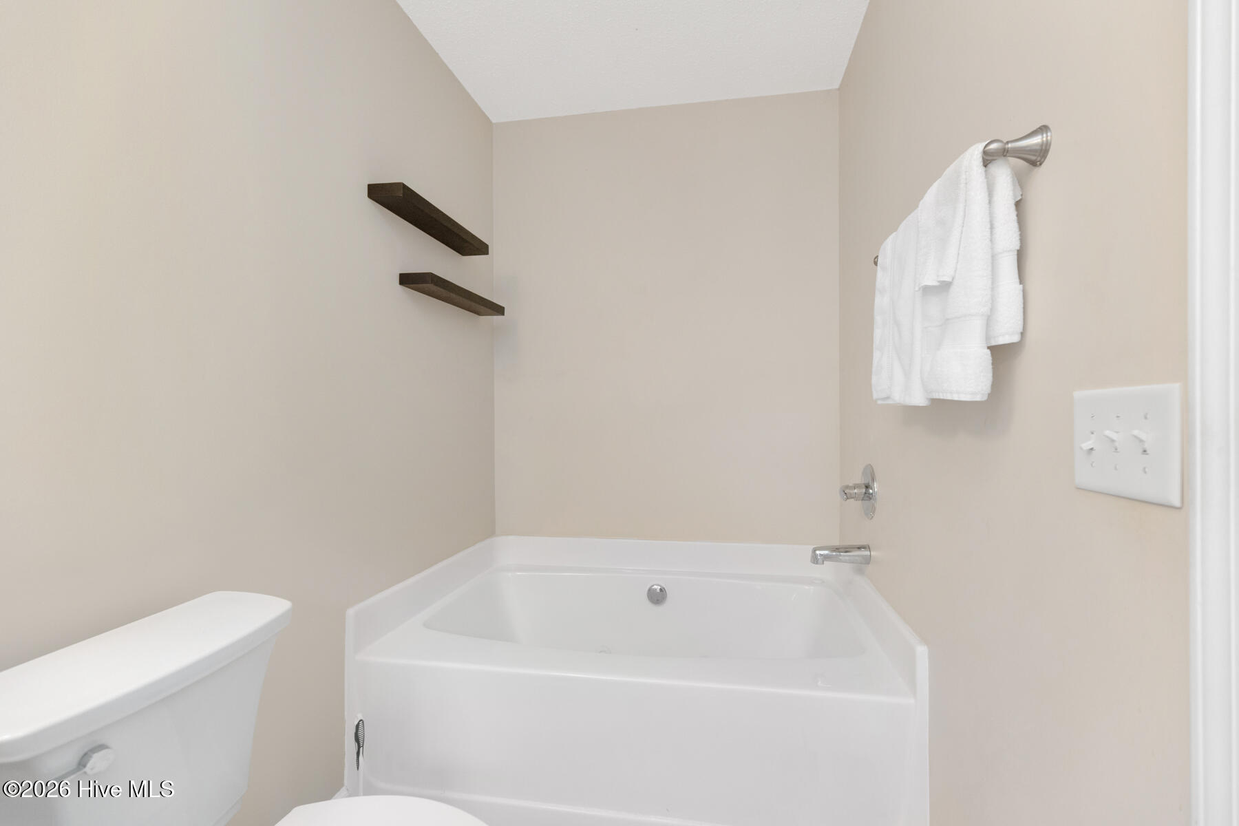 315 Sandhills Circle