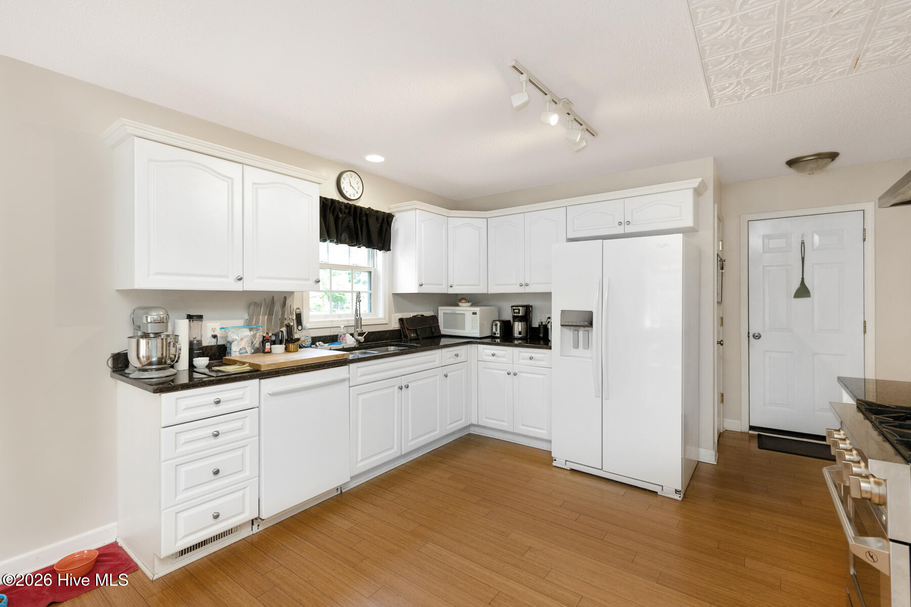 315 Sandhills Circle