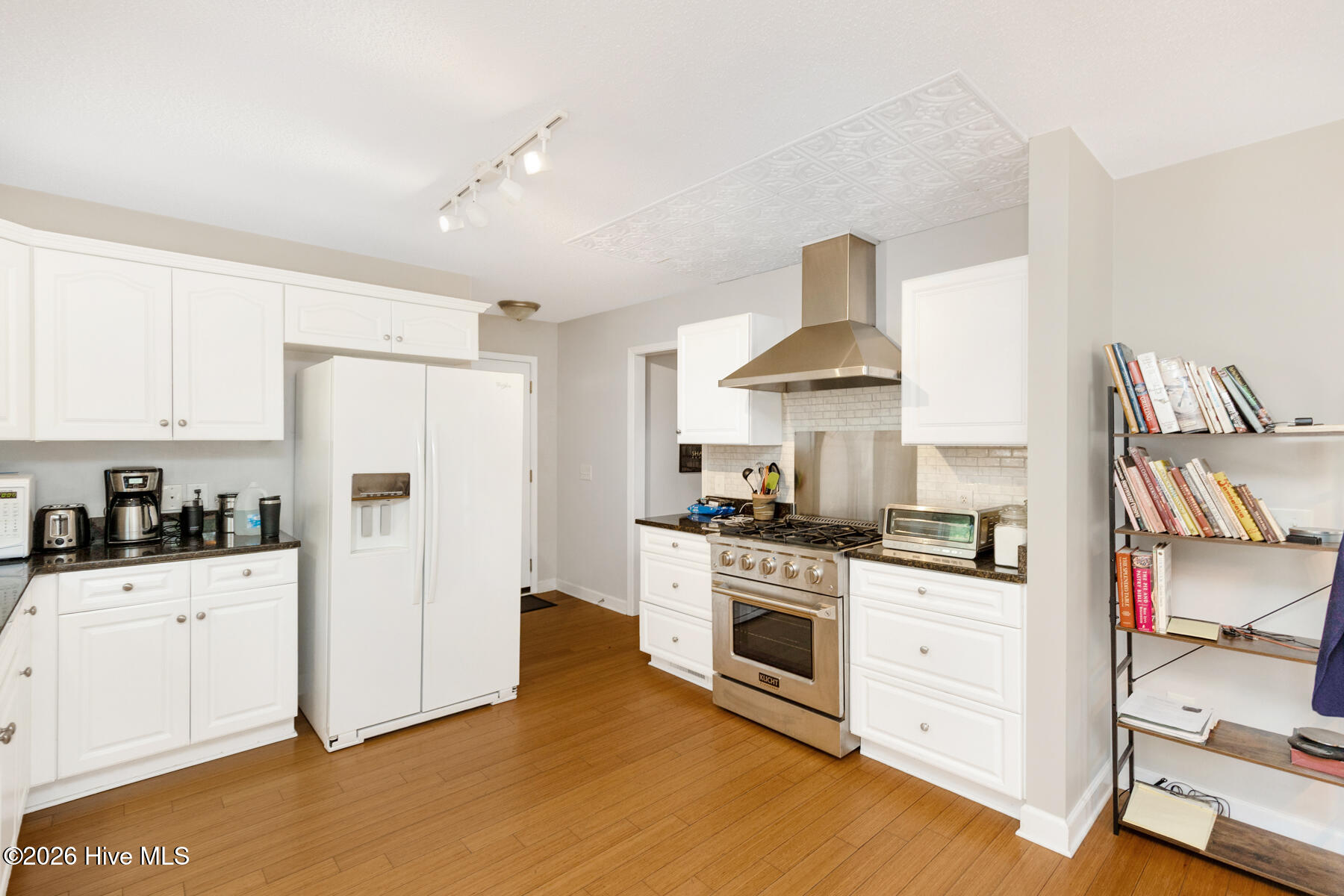 315 Sandhills Circle