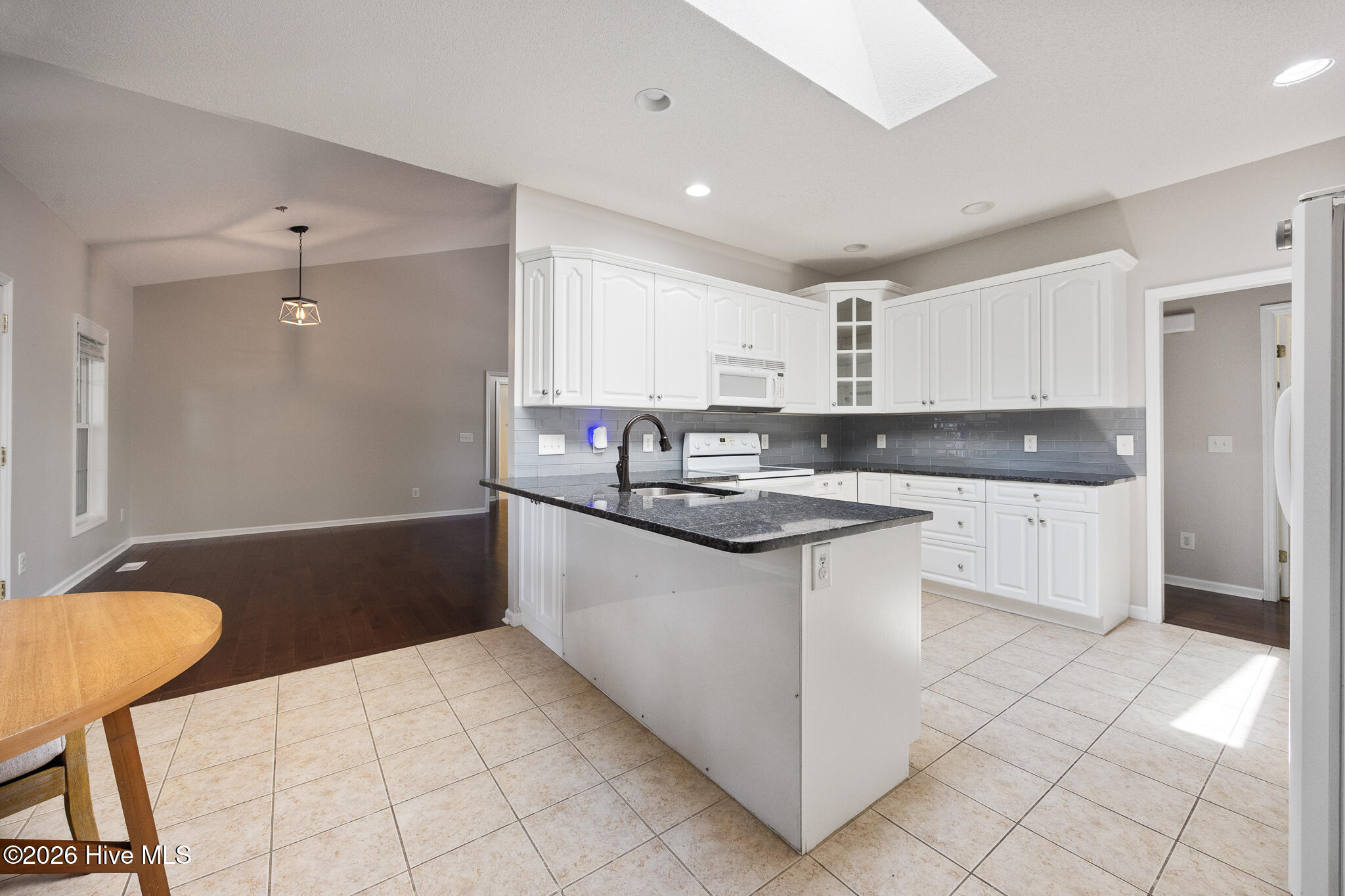 1235 Burning Tree Road 12