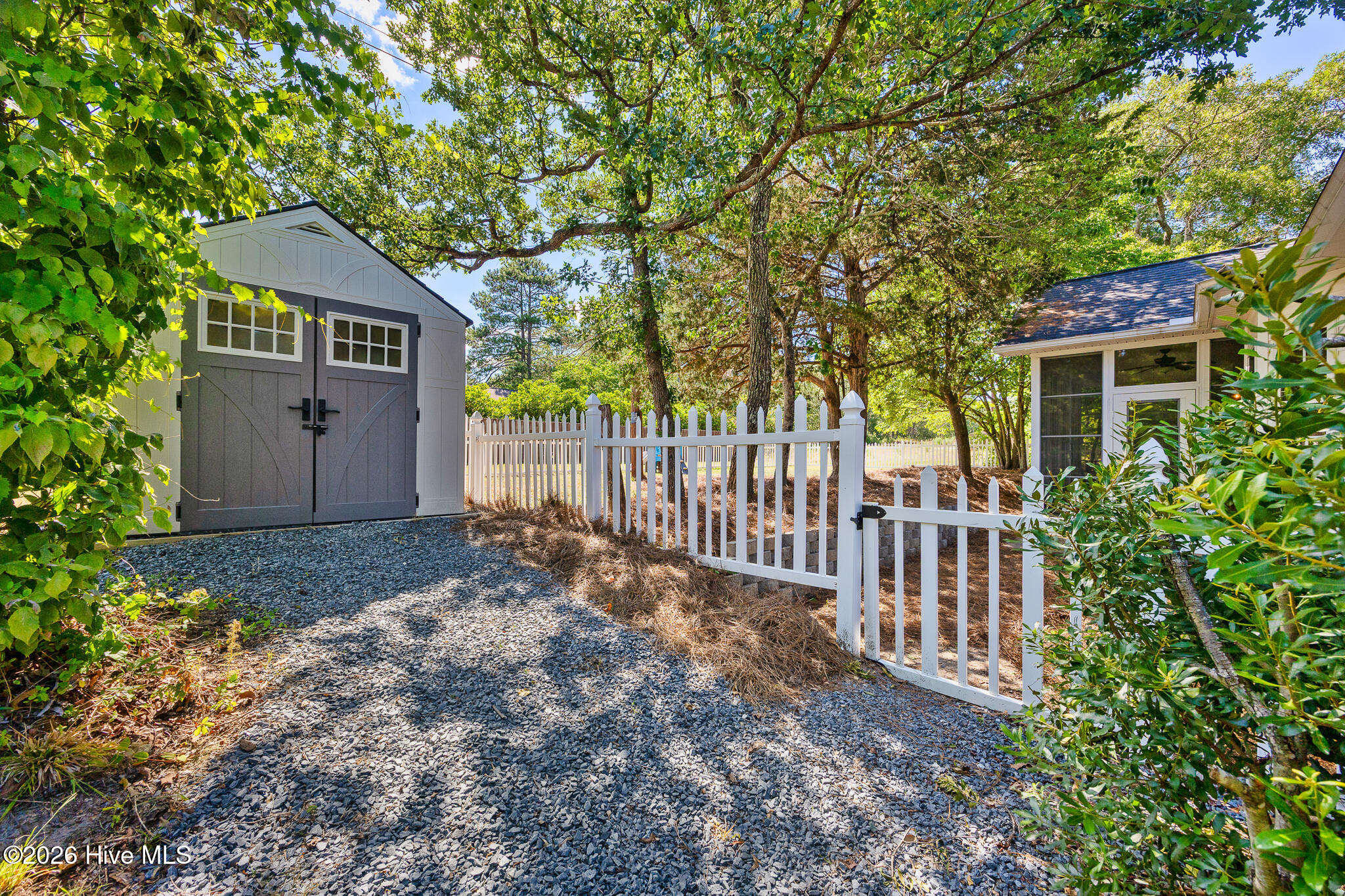 1235 Burning Tree Road 12