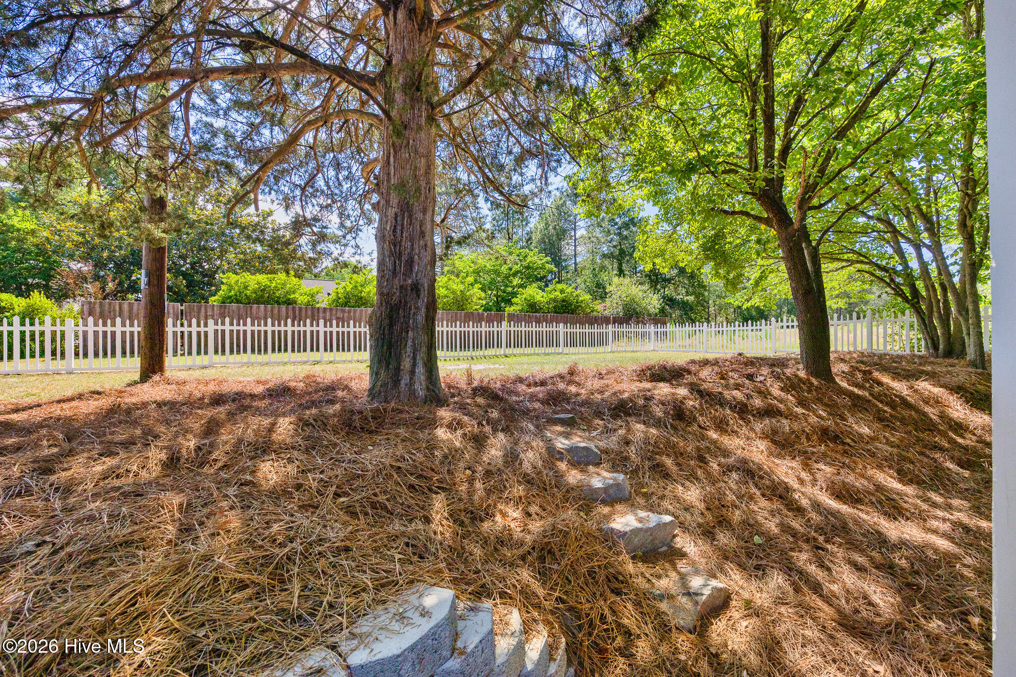 1235 Burning Tree Road 12