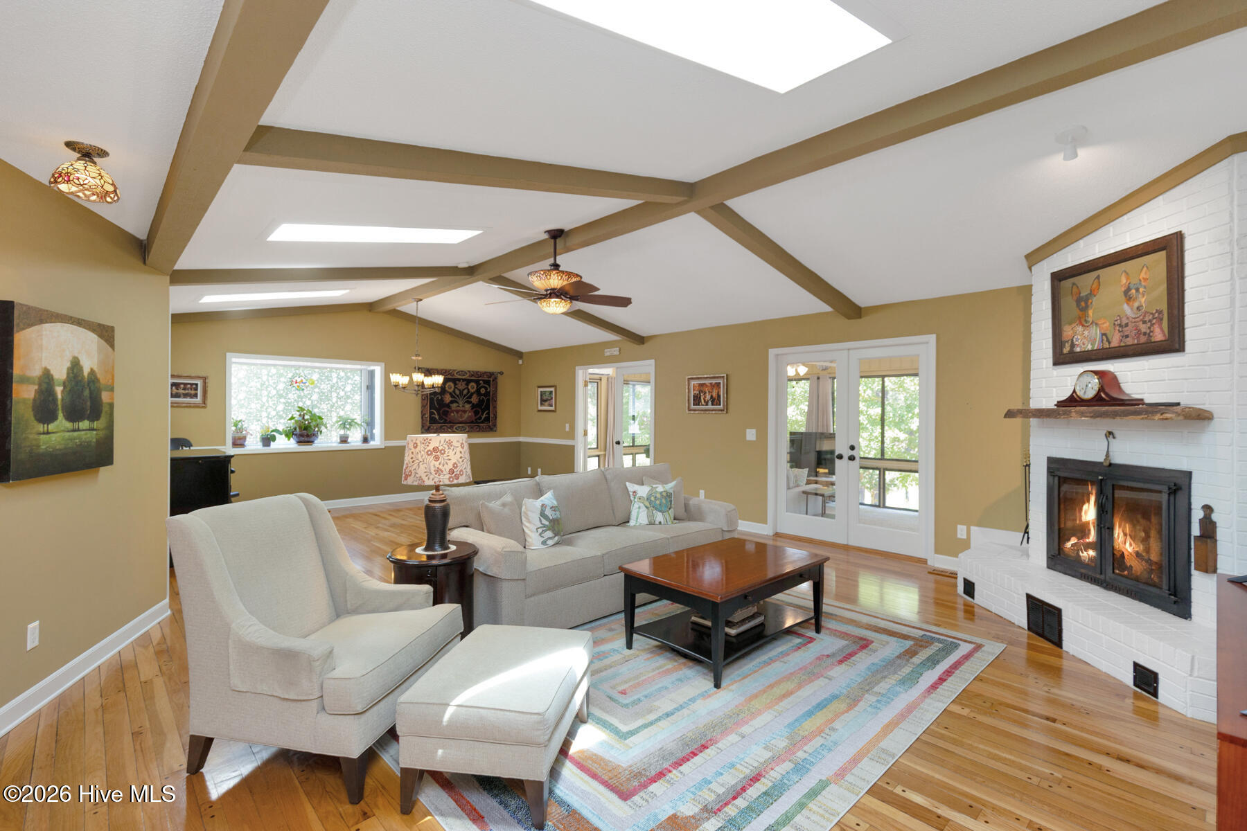 135 Devonshire Avenue W
