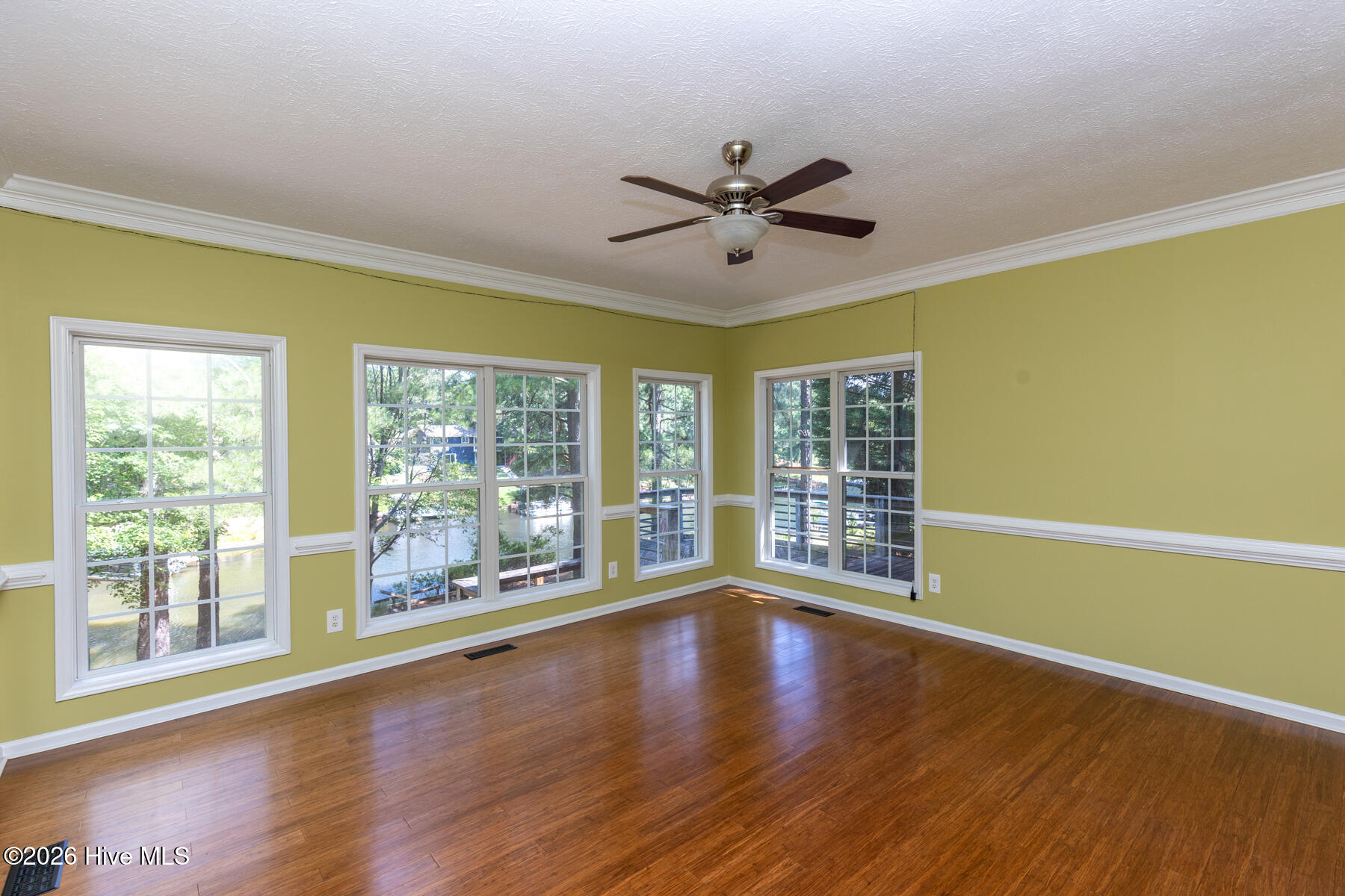 142 Overlook Drive