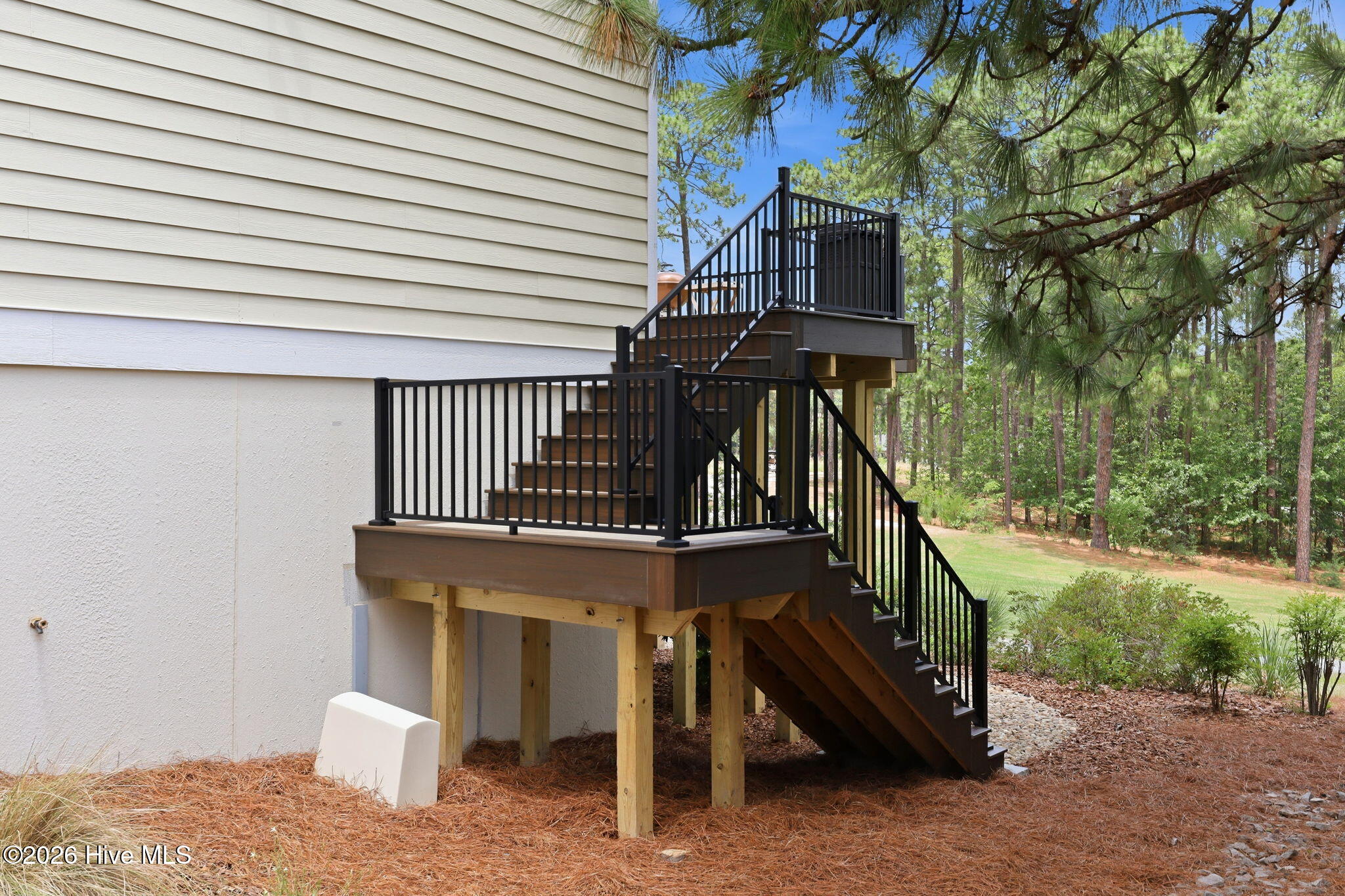 112 Steeplechase Way