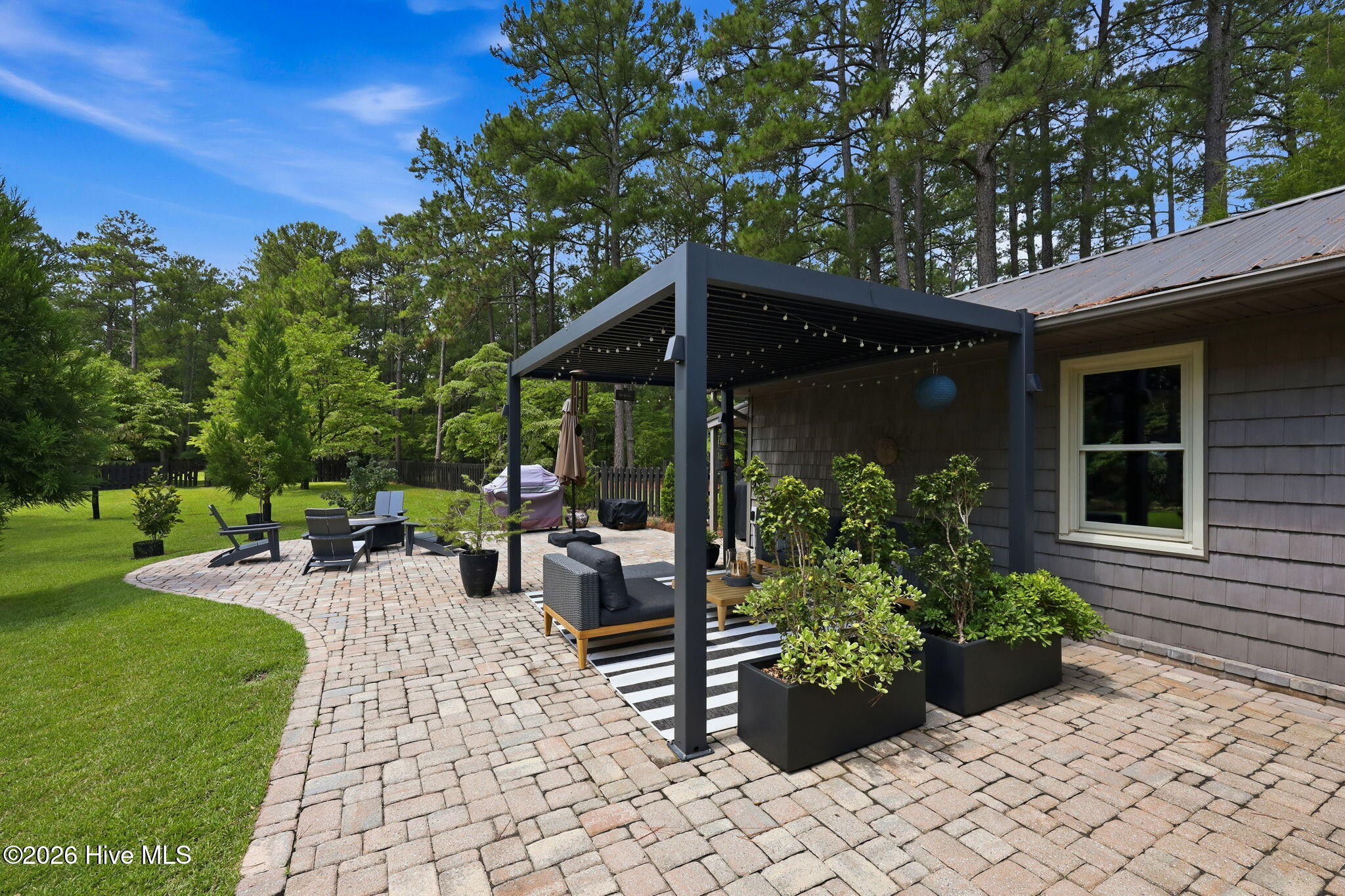 9 Lakewood Court