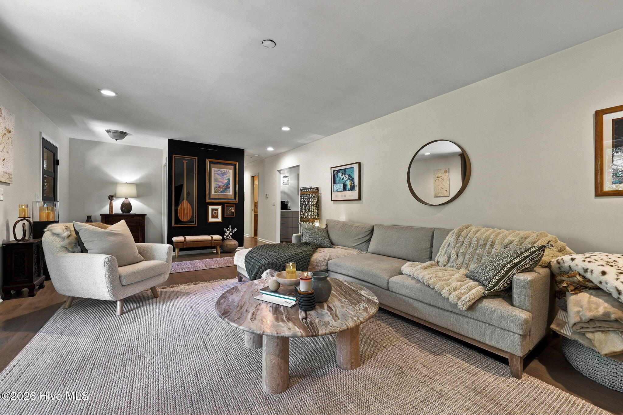 9 Lakewood Court