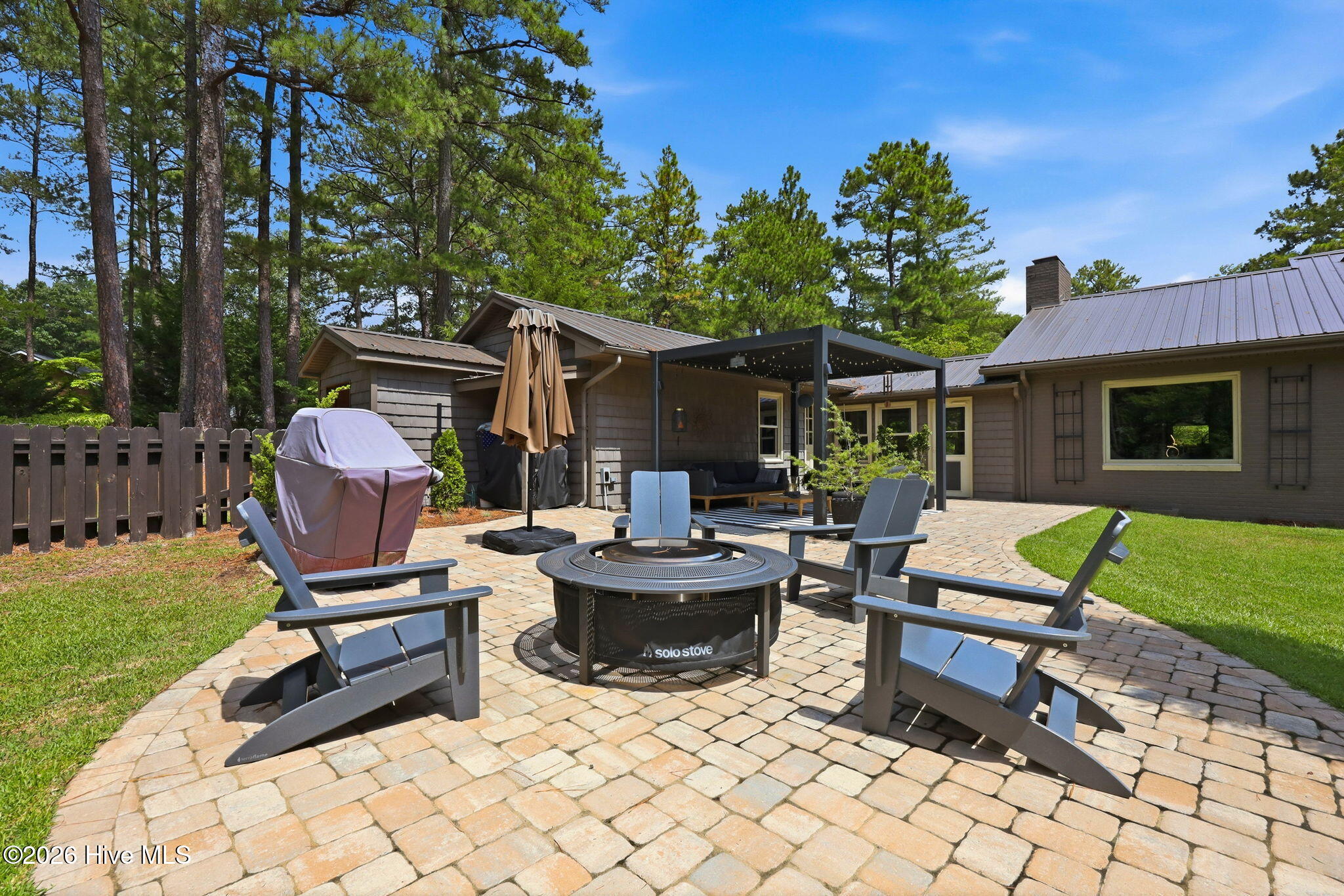 9 Lakewood Court