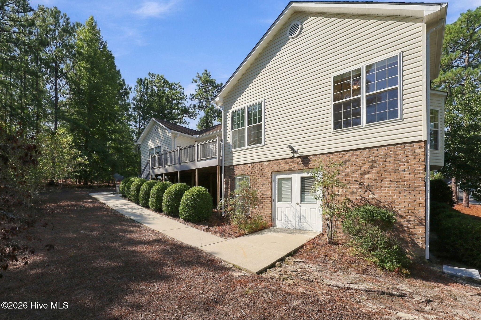 3 Wake Court