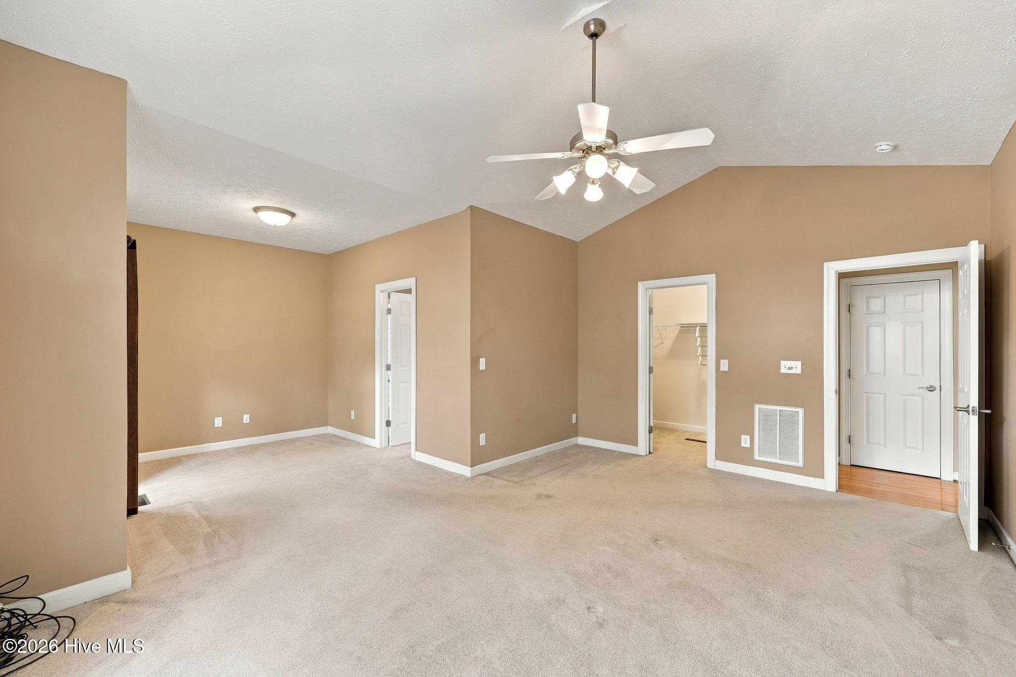 3 Wake Court
