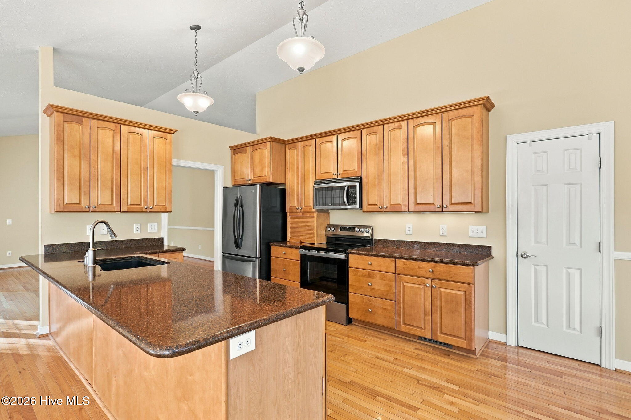 3 Wake Court