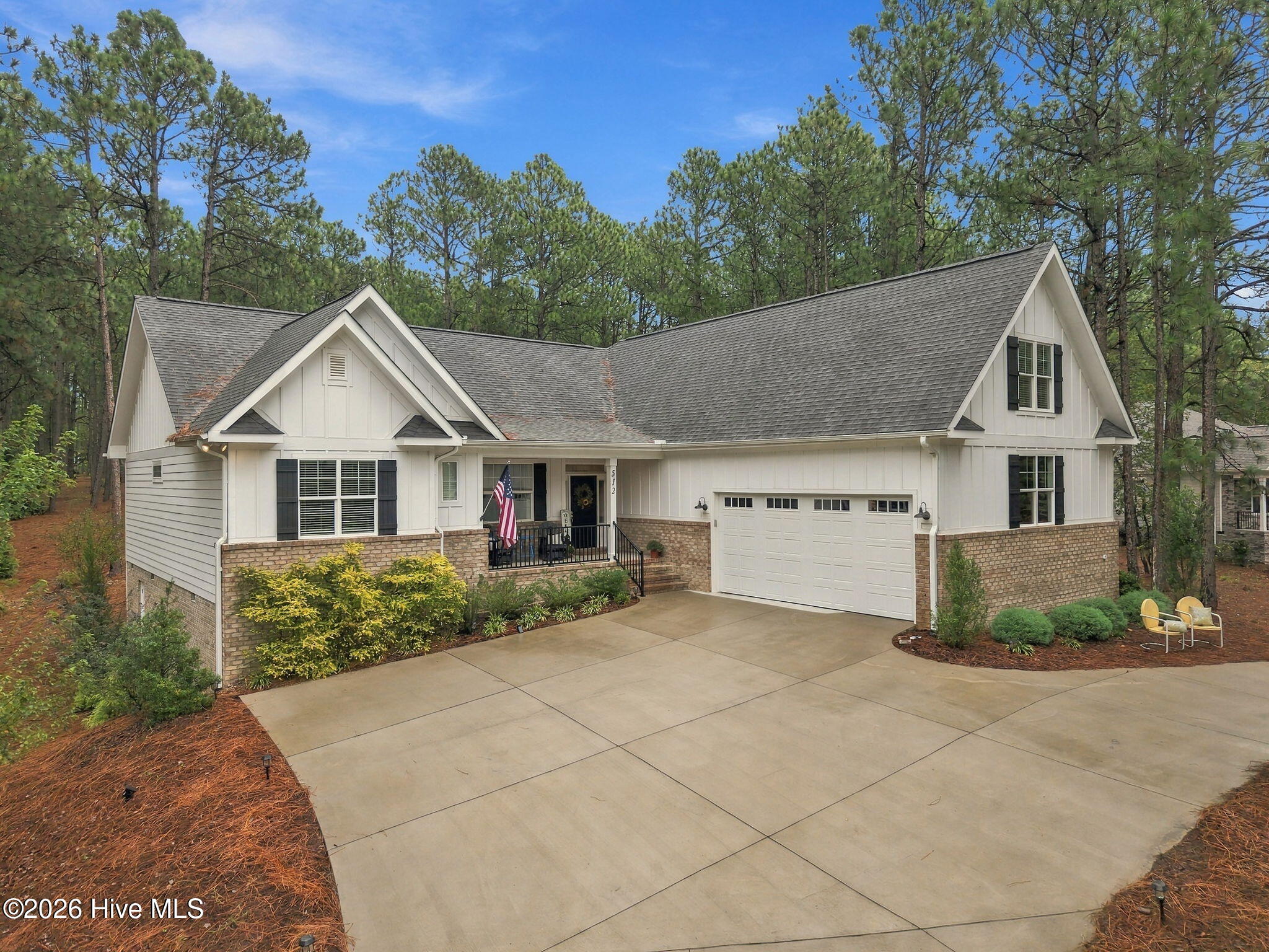 512 Longleaf Drive
